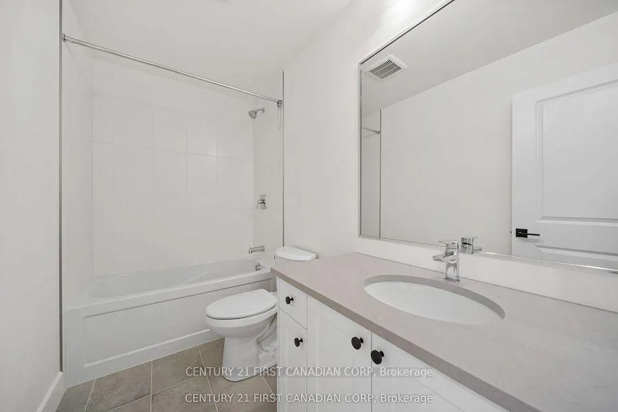 Photo 28 of 147-31(21) Scotts Drive, Lucan Biddulph, Lucan — HOMEH