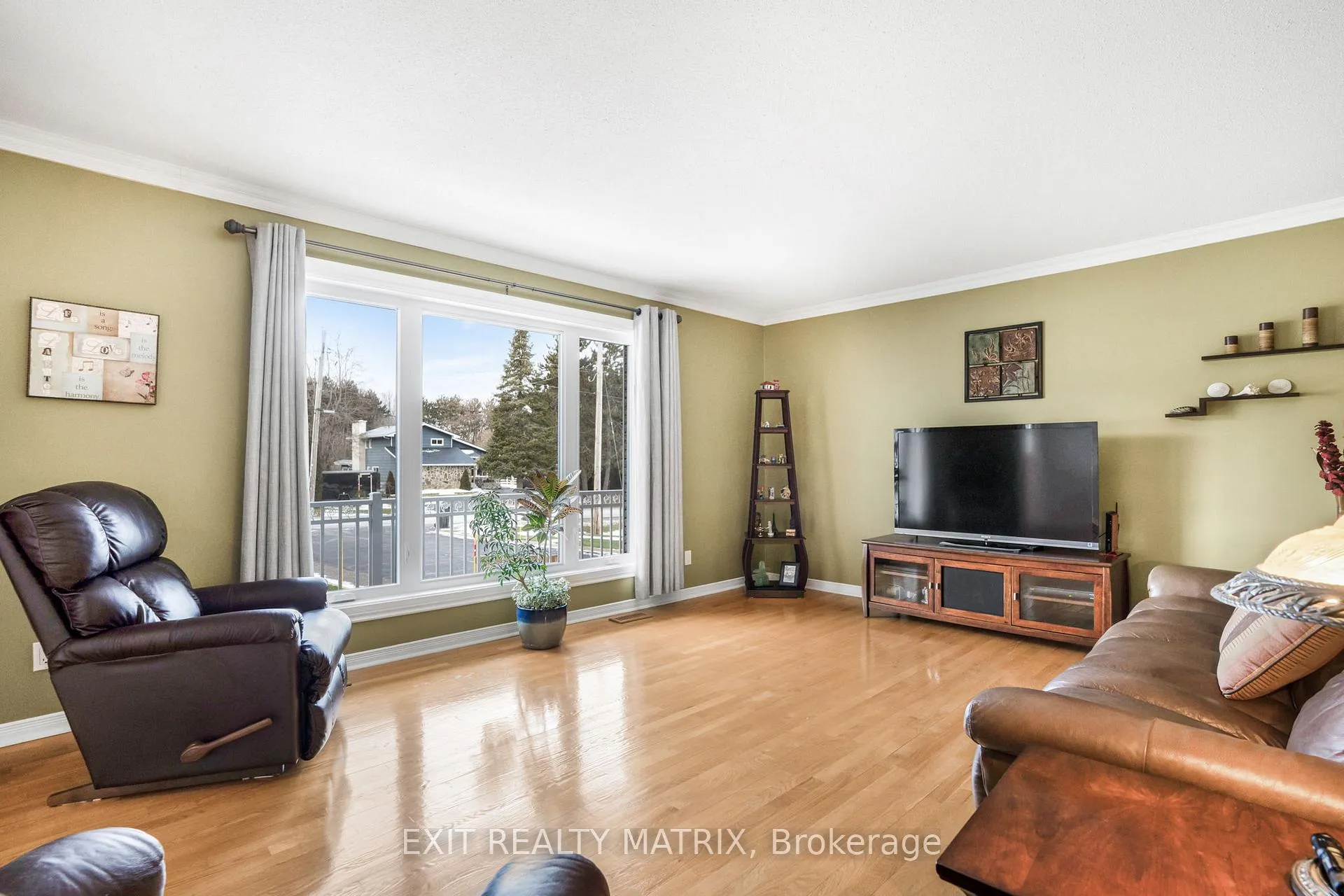 Photo 5 of 165 Eliza Street, Champlain, Champlain Twp — HOMEH