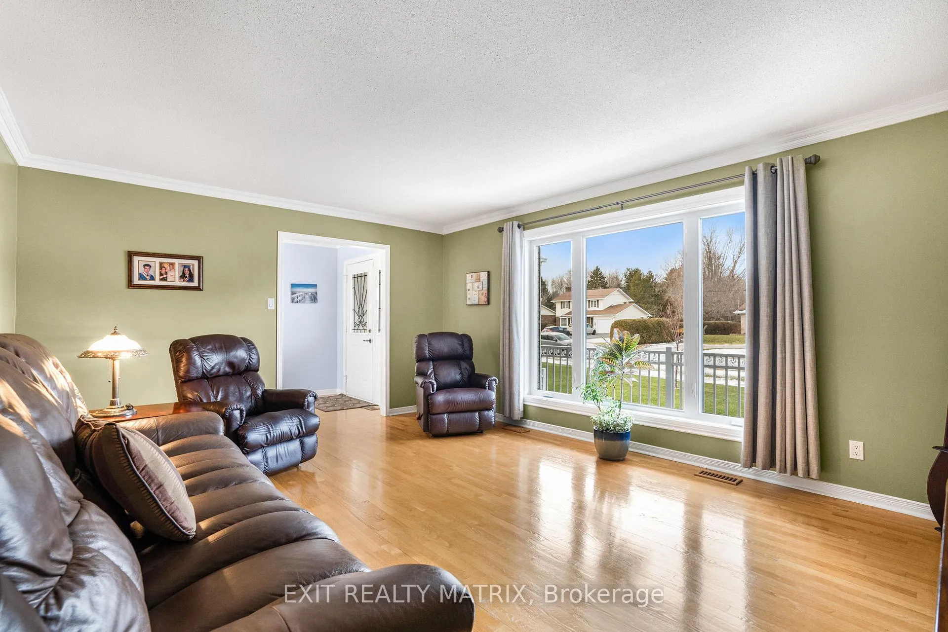 Photo 7 of 165 Eliza Street, Champlain, Champlain Twp — HOMEH