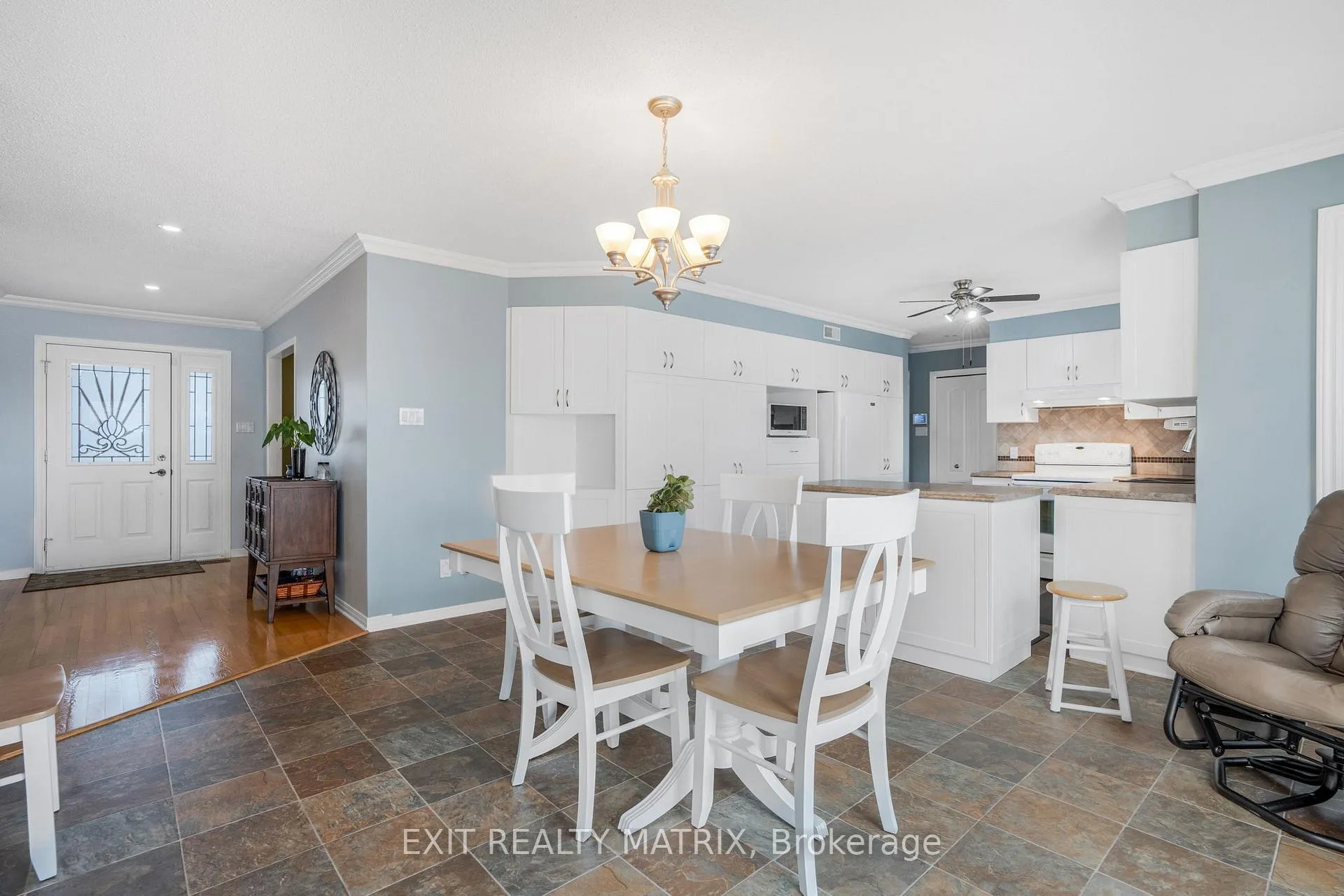 Photo 8 of 165 Eliza Street, Champlain, Champlain Twp — HOMEH