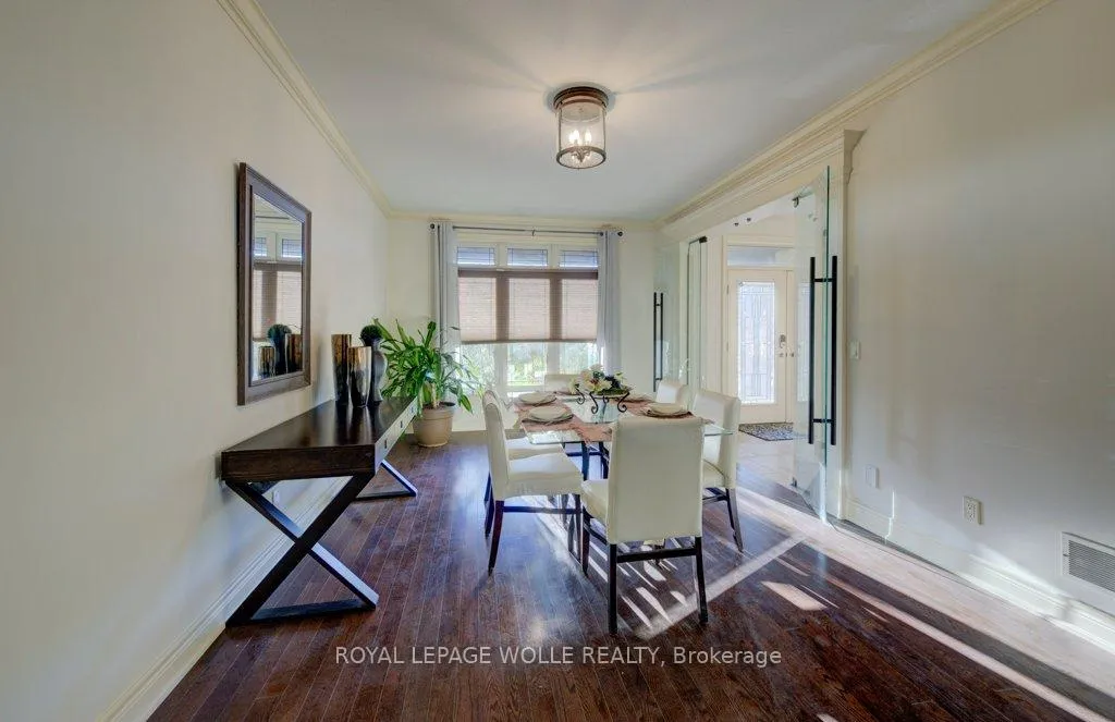 Photo 8 of 6379 Christopher Crescent, Niagara Falls, Forestview — HOMEH