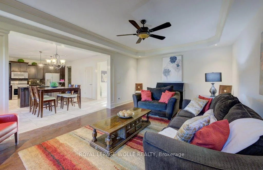 Photo 20 of 6379 Christopher Crescent, Niagara Falls, Forestview — HOMEH