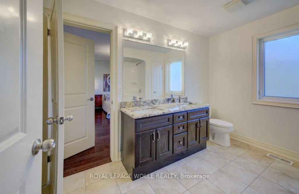Photo 32 of 6379 Christopher Crescent, Niagara Falls, Forestview — HOMEH