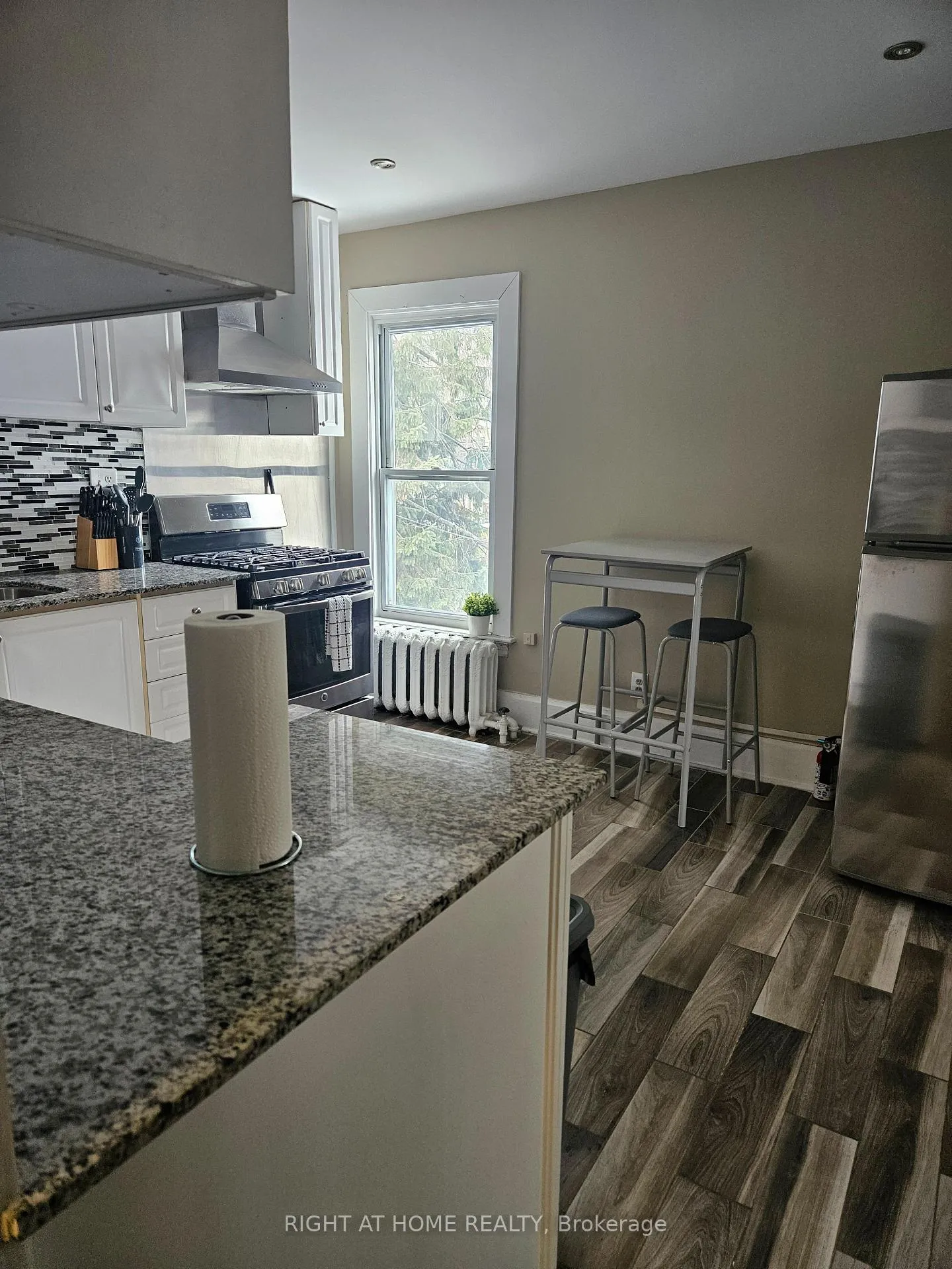 Photo 8 of Unit 3, 199 Catharine Street N, Hamilton, Beasley — HOMEH