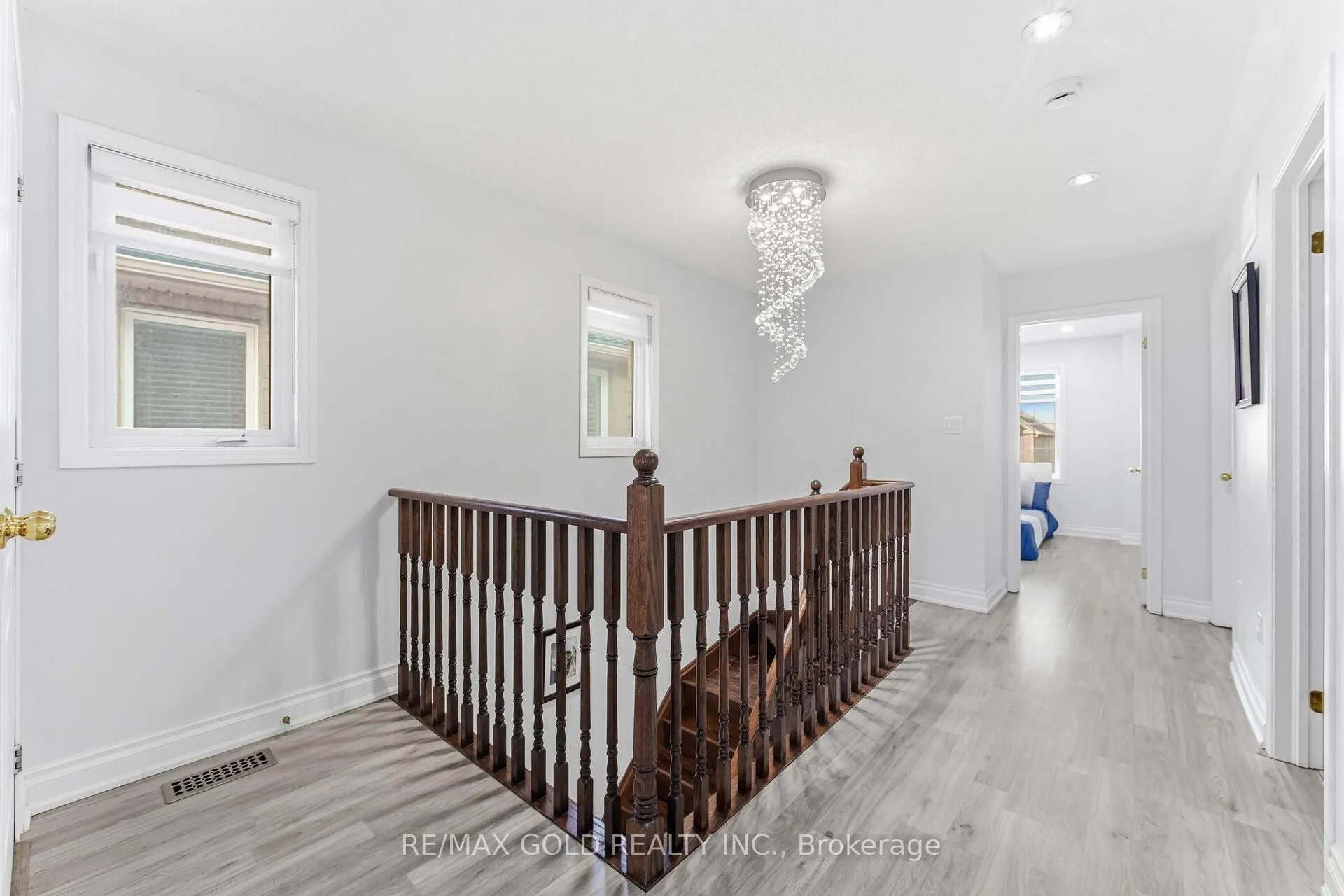 Photo 9 of 32 Toddville Road, Brampton, Bram East — HOMEH