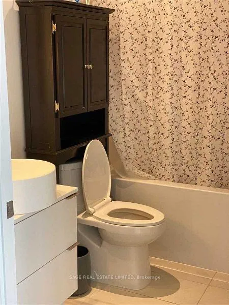 Photo 6 of Unit 602, 185 Roehampton Avenue, Toronto, Mount Pleasant West — HOMEH