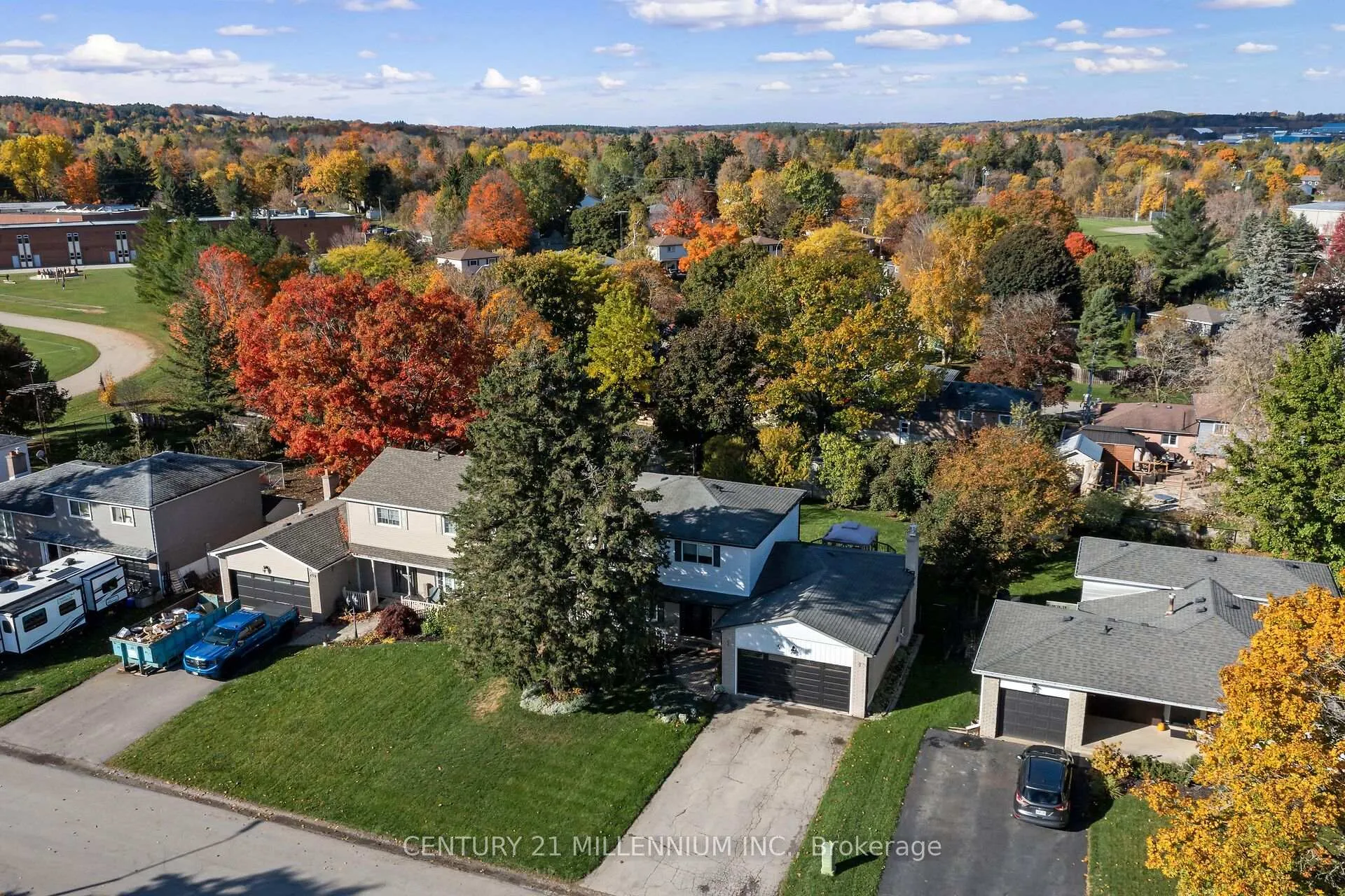 Photo 4 of 44 Erindale Drive, Erin — HOMEH