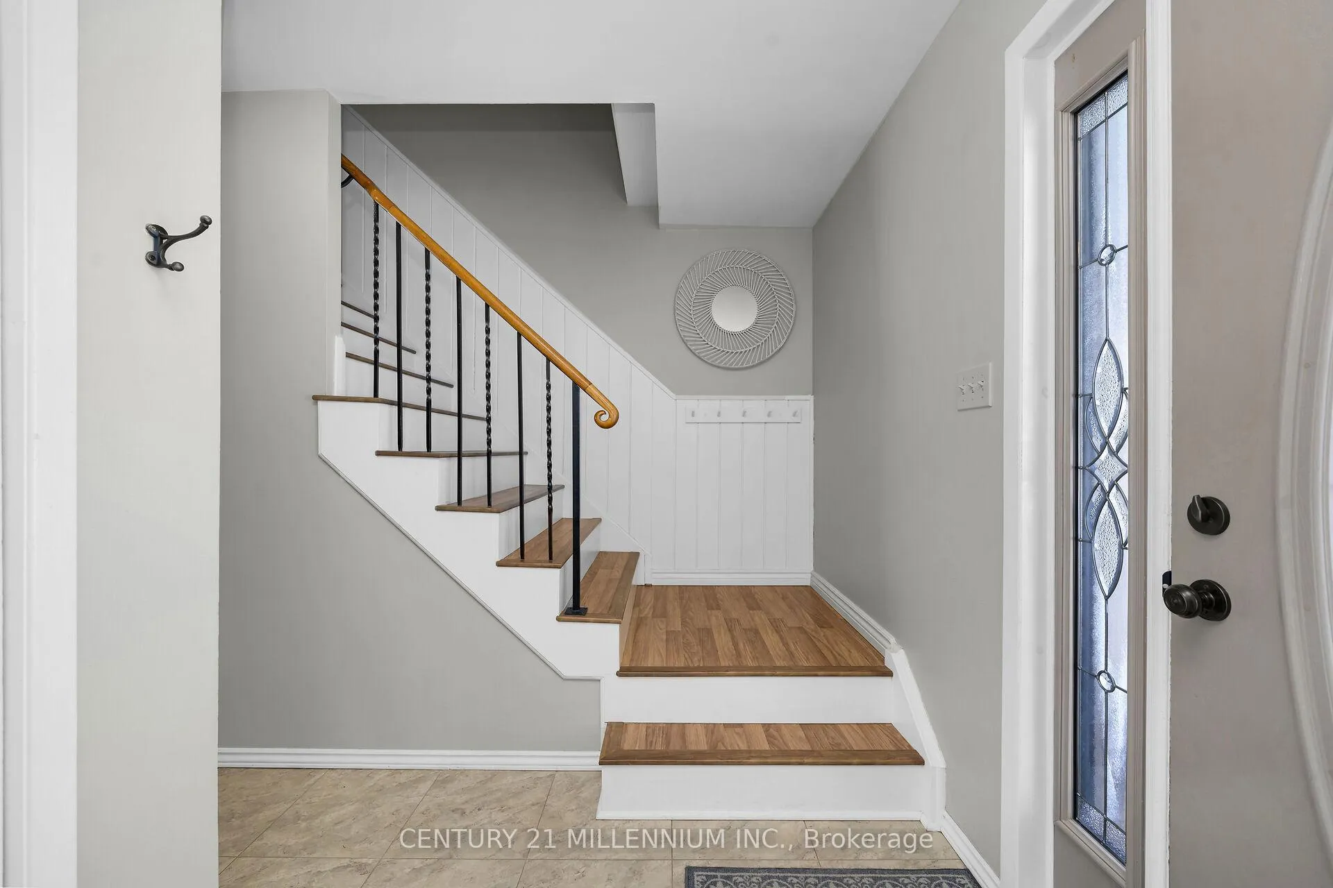 Photo 26 of 44 Erindale Drive, Erin — HOMEH