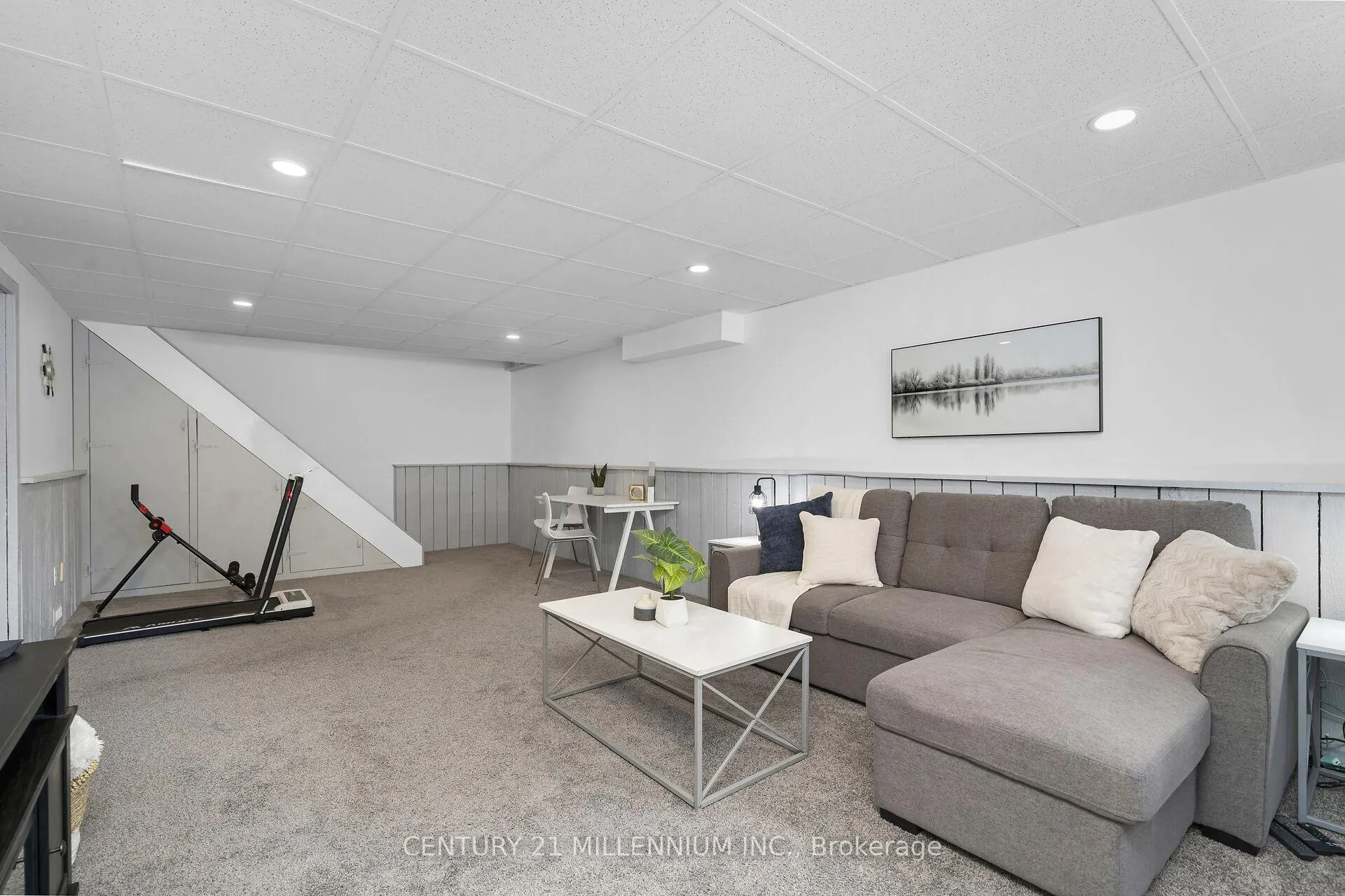 Photo 35 of 44 Erindale Drive, Erin — HOMEH