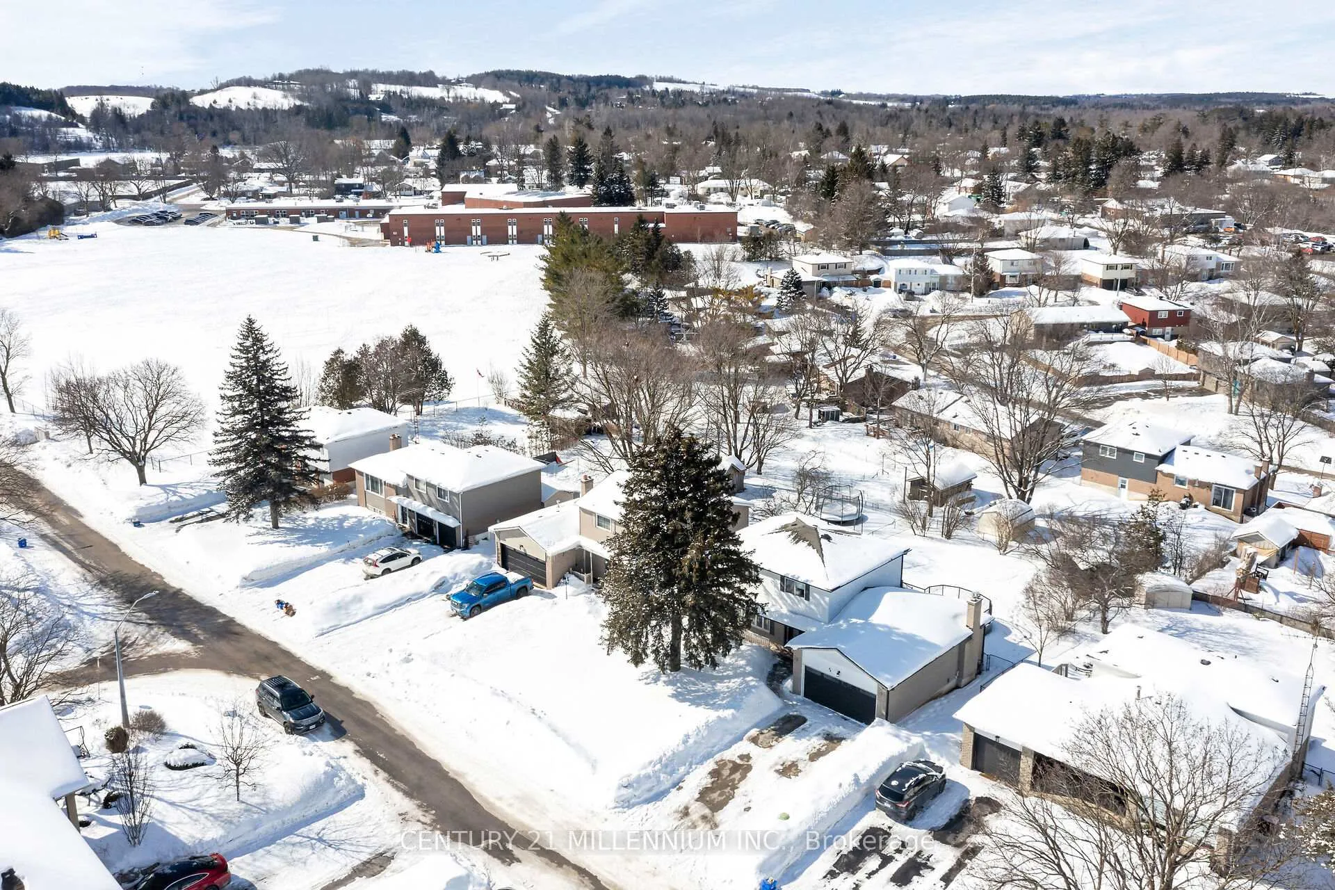 Photo 42 of 44 Erindale Drive, Erin — HOMEH