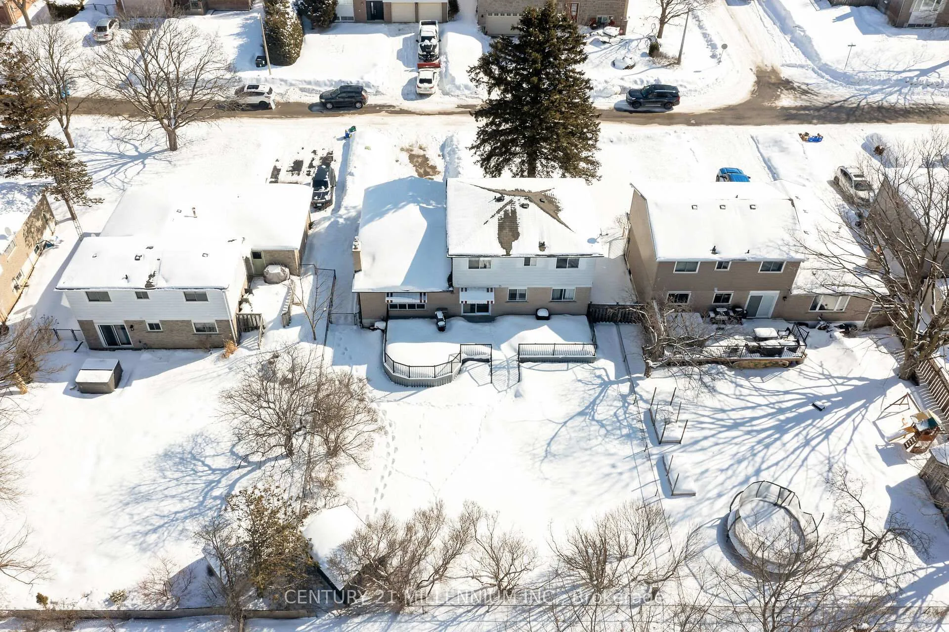 Photo 46 of 44 Erindale Drive, Erin — HOMEH