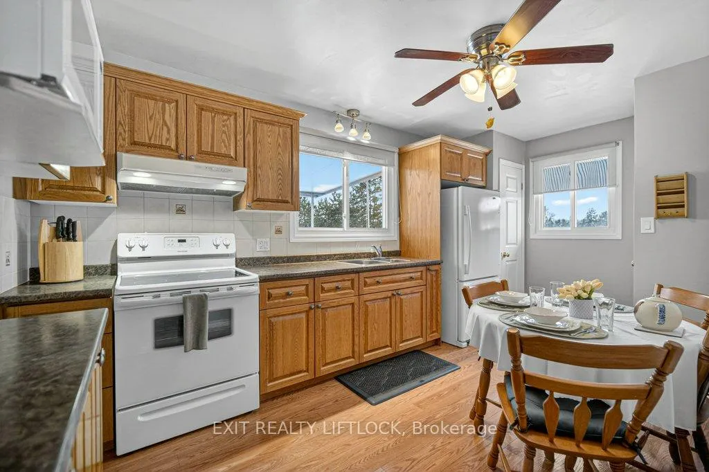 Photo 6 of 845 Stocker Road, Peterborough, Otonabee Ward 1 — HOMEH