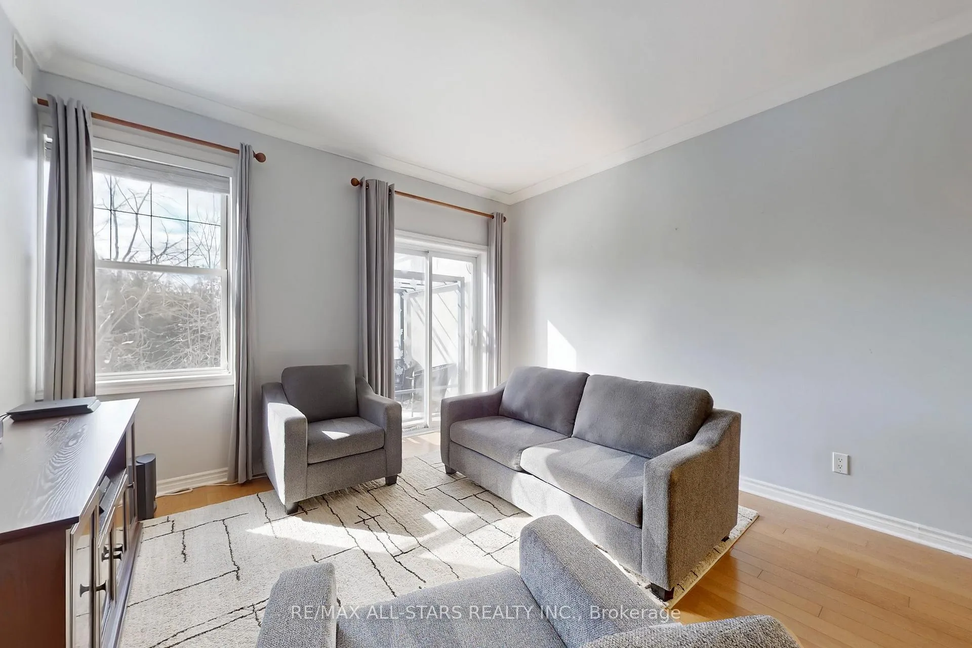 Photo 7 of Unit 308, 220 Main Street N, Uxbridge — HOMEH