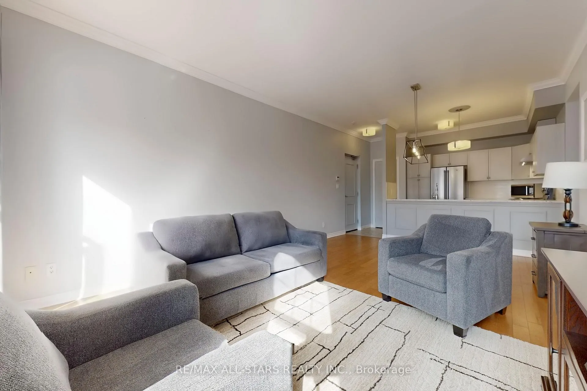 Photo 10 of Unit 308, 220 Main Street N, Uxbridge — HOMEH