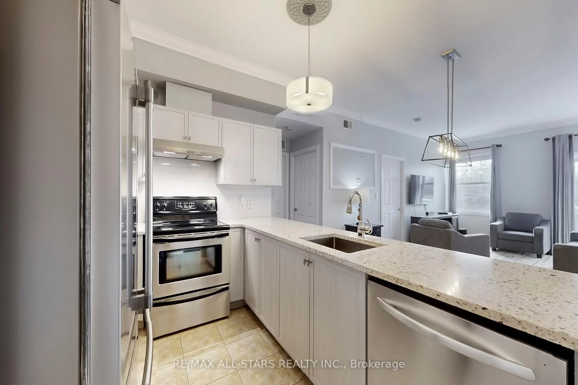Photo 11 of Unit 308, 220 Main Street N, Uxbridge — HOMEH
