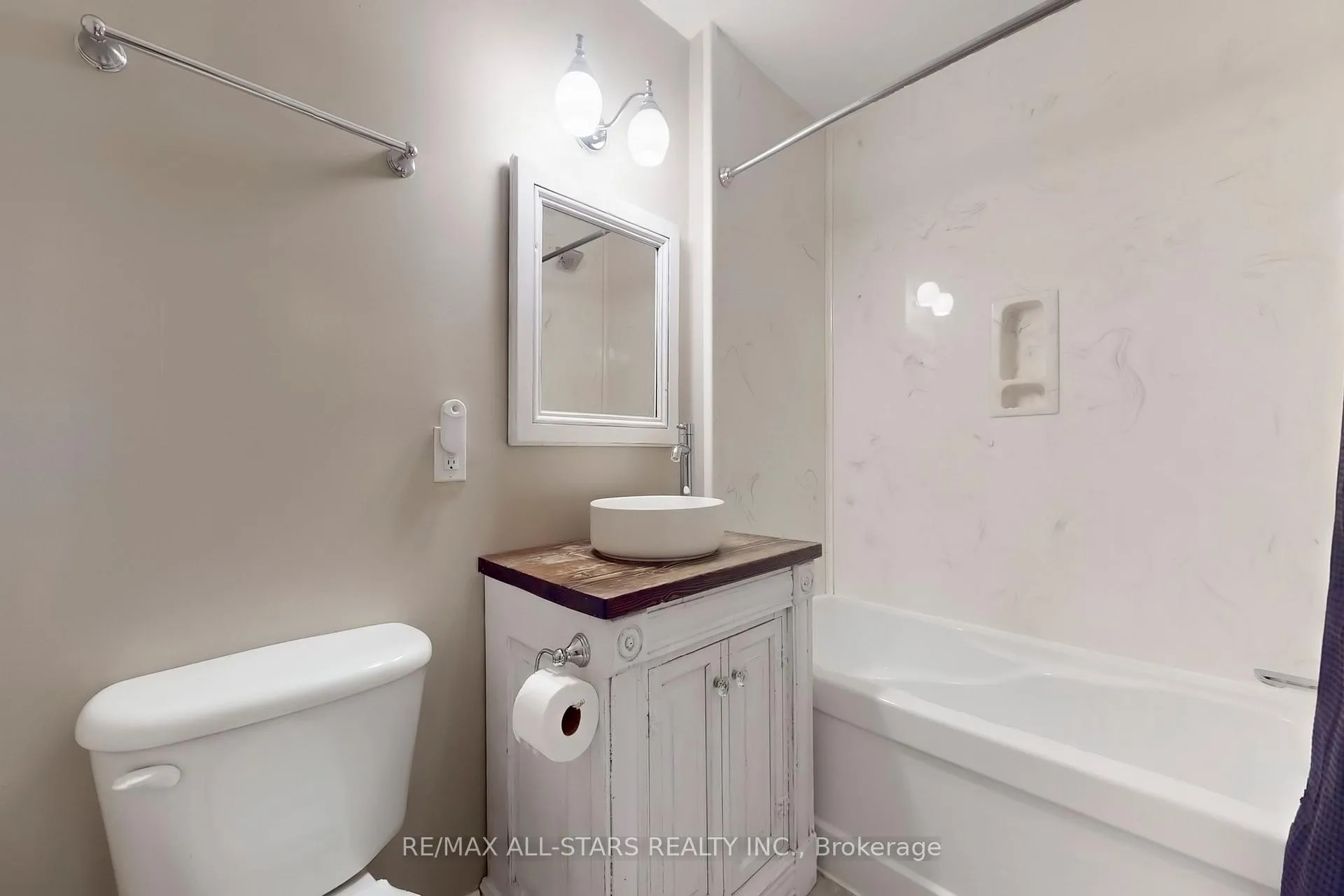 Photo 18 of Unit 308, 220 Main Street N, Uxbridge — HOMEH