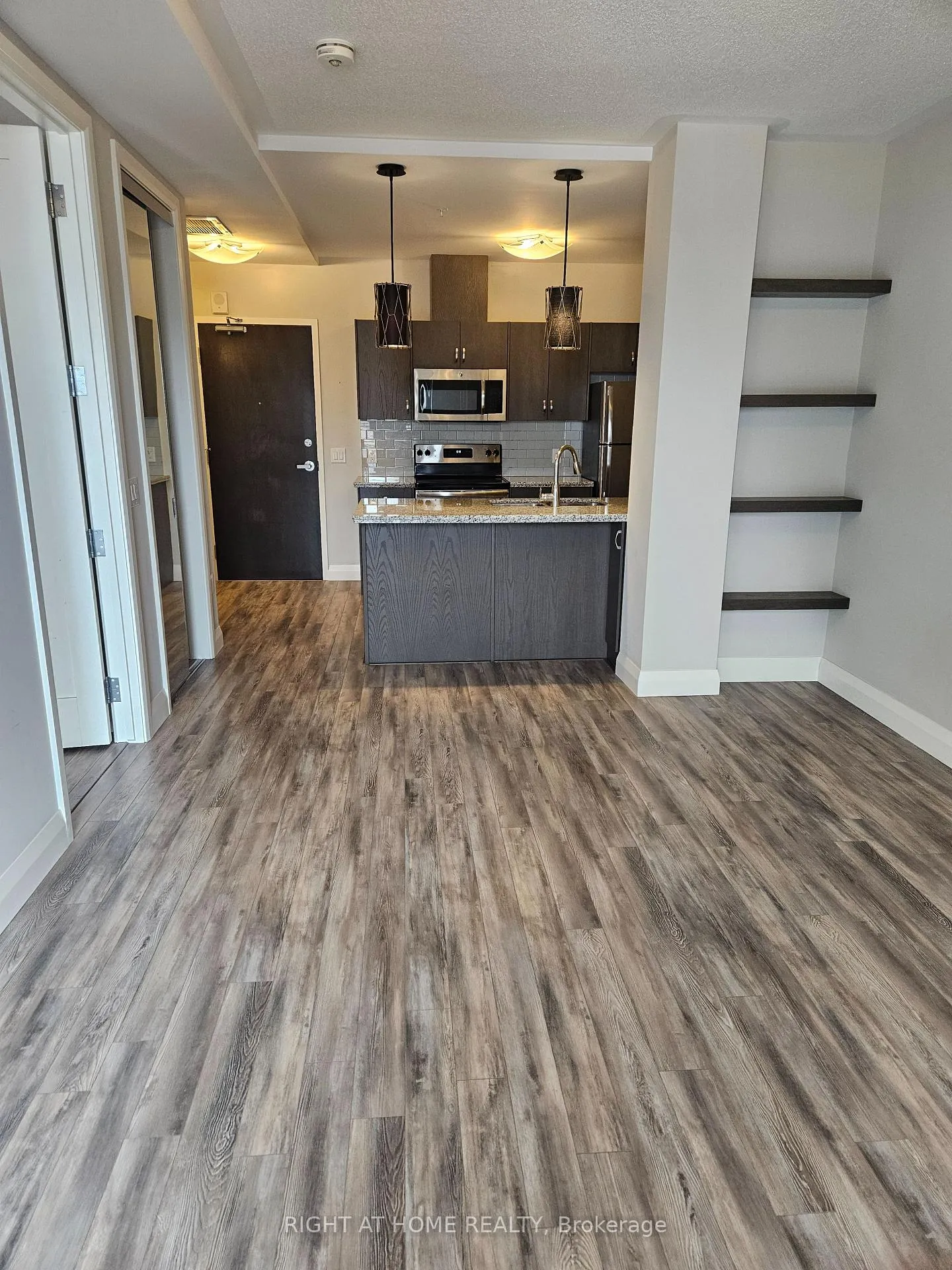 Photo 2 of Unit 1021, 118 King Street E, Hamilton, Beasley — HOMEH