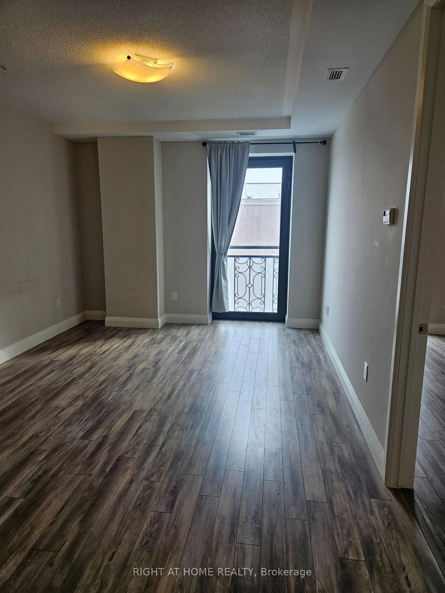 Photo 8 of Unit 1021, 118 King Street E, Hamilton, Beasley — HOMEH