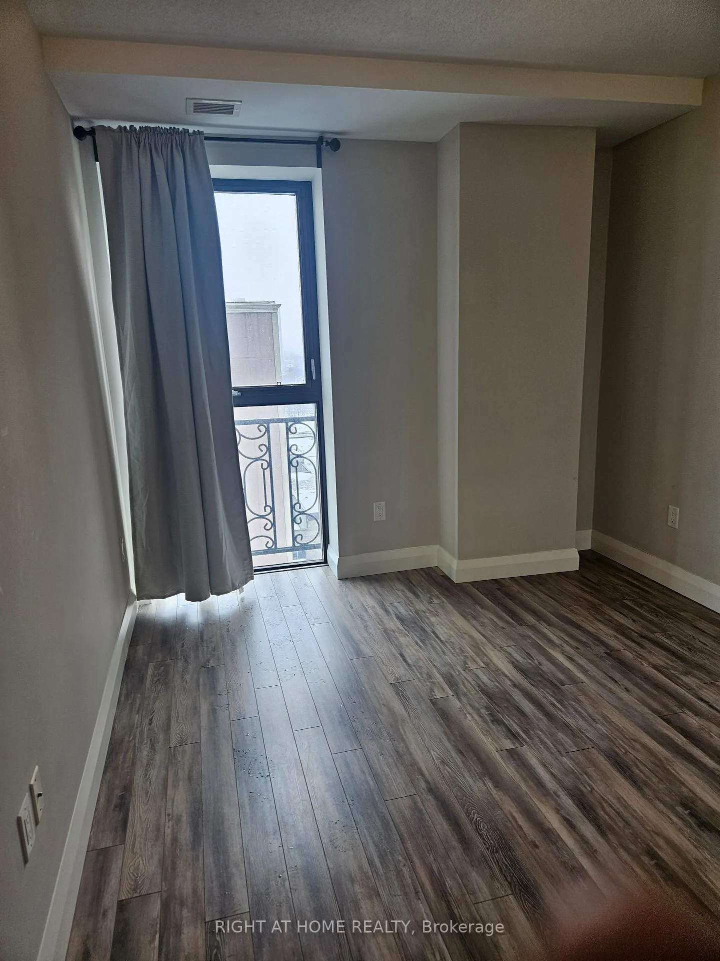 Photo 10 of Unit 1021, 118 King Street E, Hamilton, Beasley — HOMEH