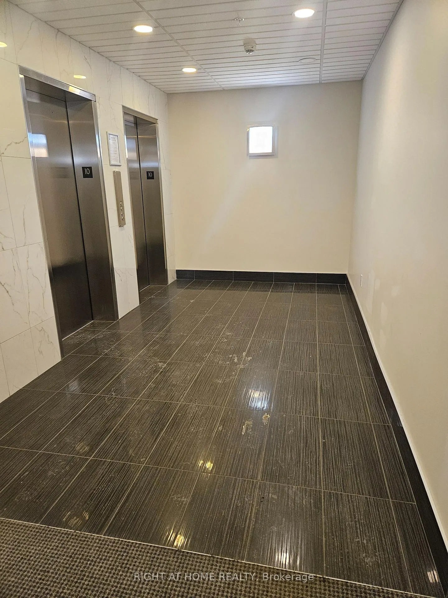 Photo 19 of Unit 1021, 118 King Street E, Hamilton, Beasley — HOMEH