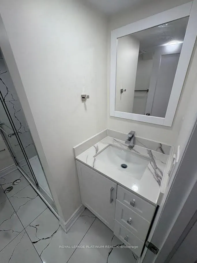 Photo 4 of 50 Harbourtown Crescent, Brampton, Madoc — HOMEH
