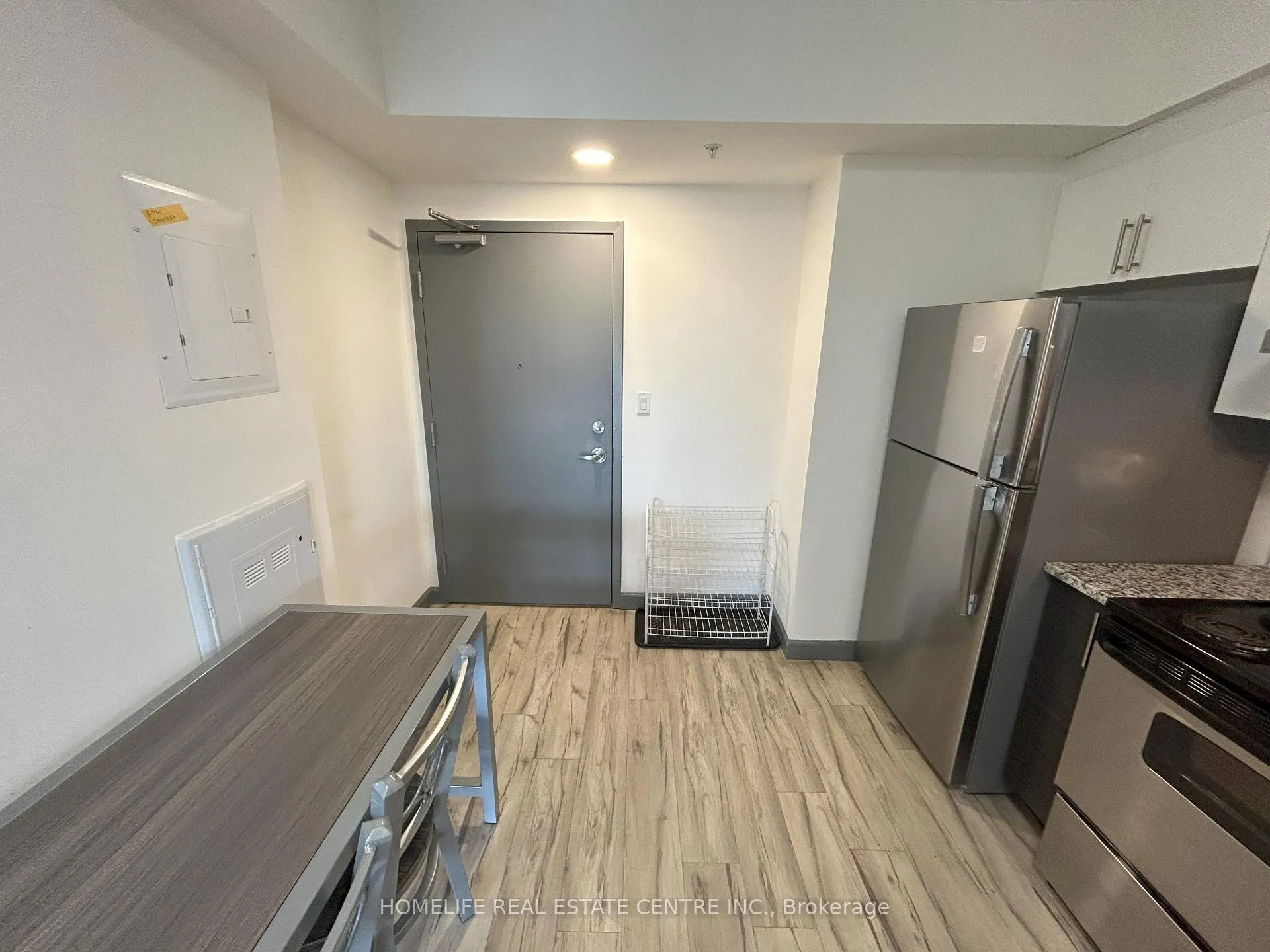 Photo 2 of Unit 258B, 2151 Sunview Street, Waterloo, Beechwood/University — HOMEH