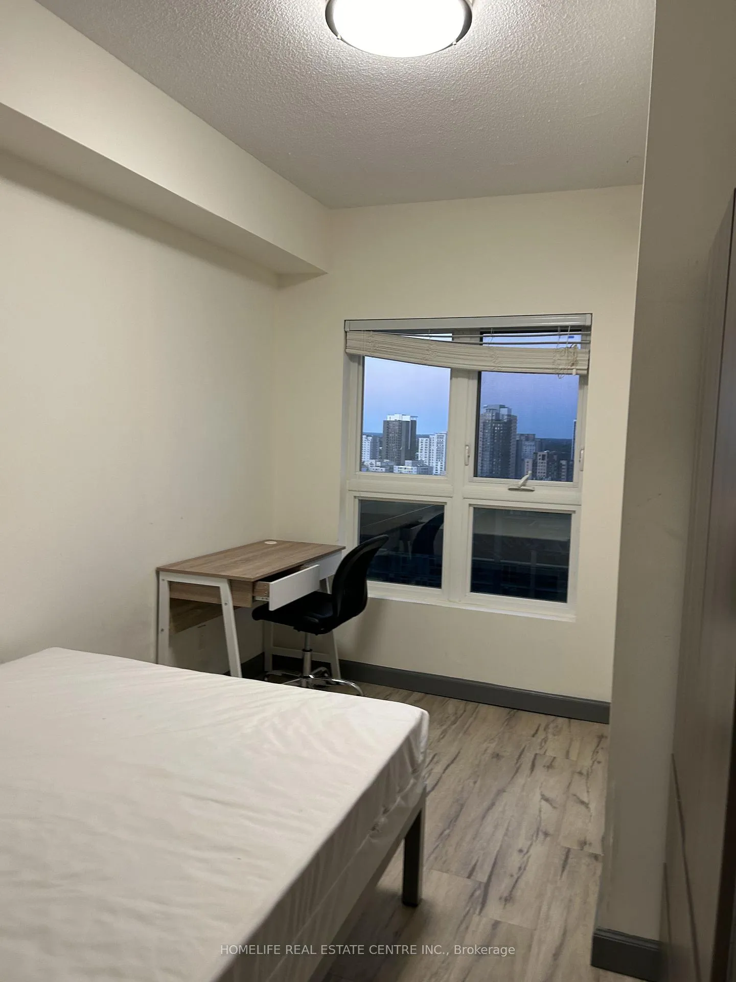 Photo 9 of Unit 258B, 2151 Sunview Street, Waterloo, Beechwood/University — HOMEH
