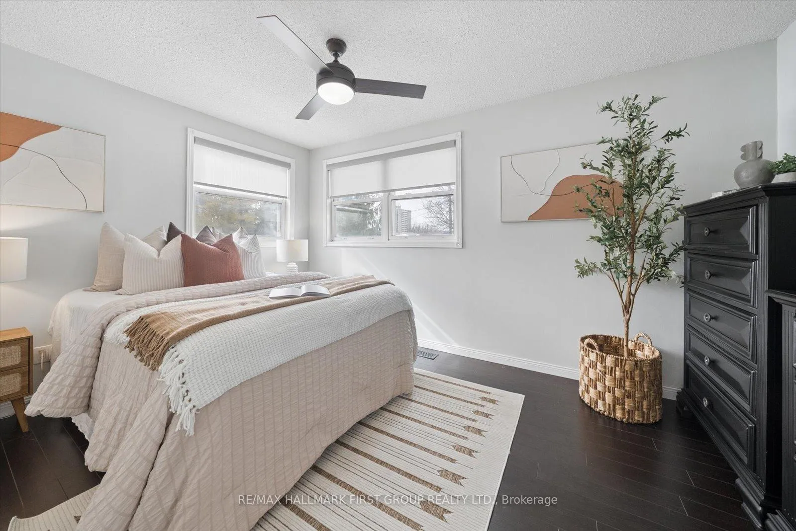 Photo 9 of 97 Kings Crescent, Ajax, South East — HOMEH