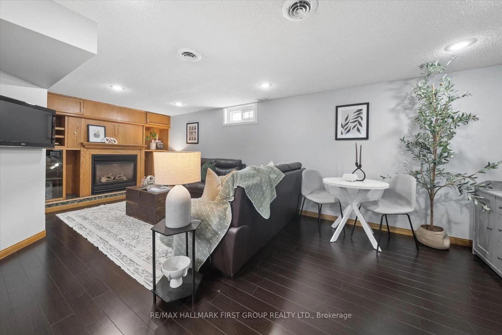 Photo 16 of 97 Kings Crescent, Ajax, South East — HOMEH