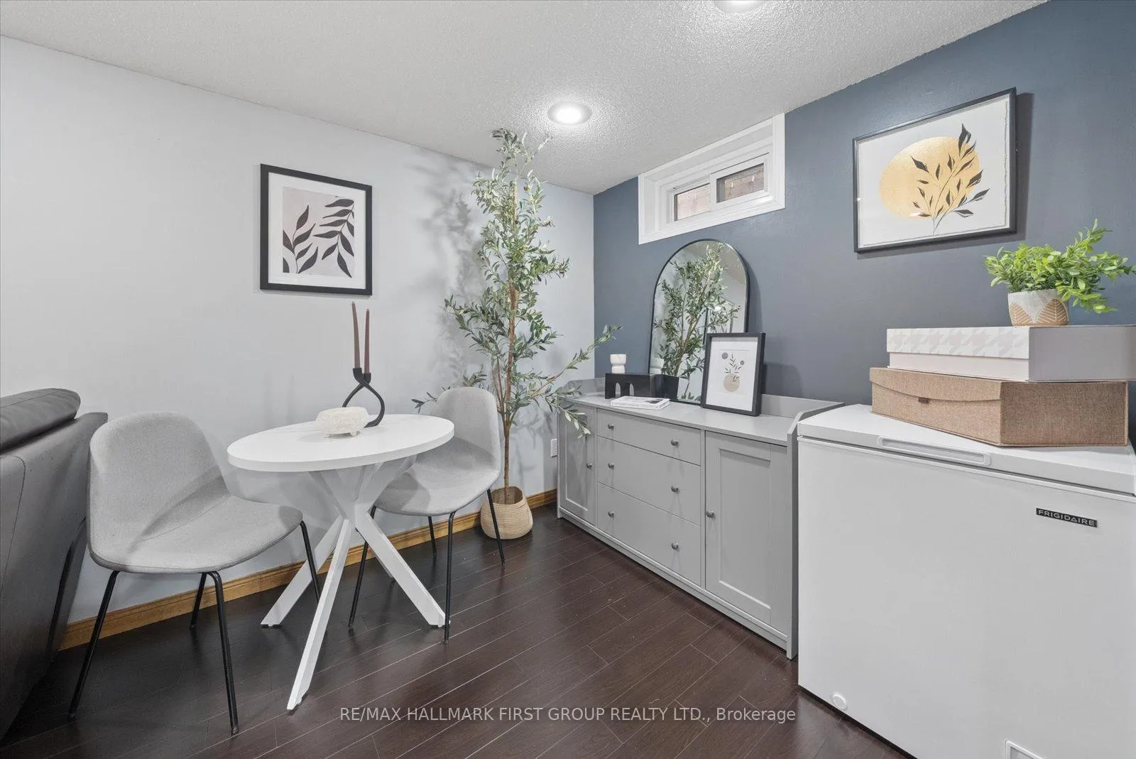 Photo 17 of 97 Kings Crescent, Ajax, South East — HOMEH