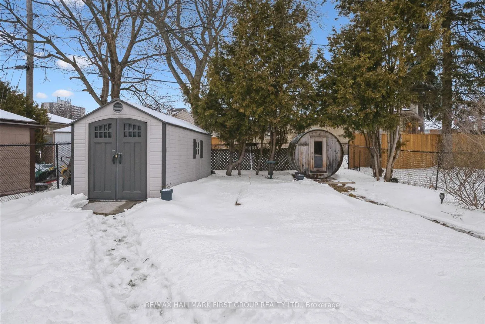 Photo 23 of 97 Kings Crescent, Ajax, South East — HOMEH