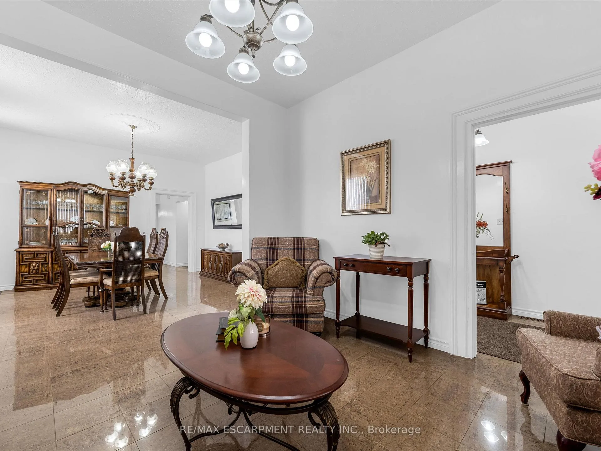 Photo 10 of 93 Murray Street E, Hamilton, Beasley — HOMEH