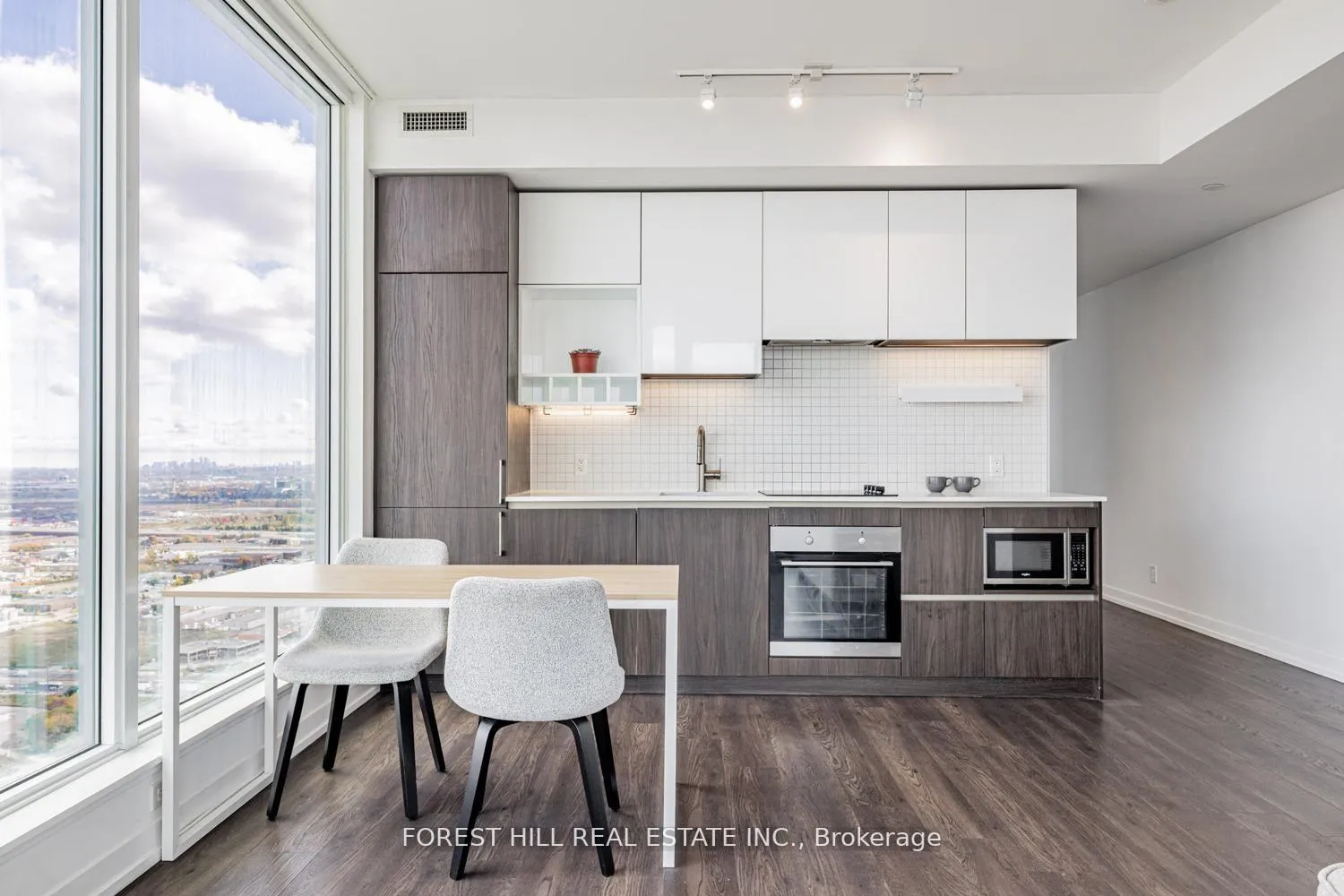 Photo 6 of Unit 4702, 898 Portage Parkway, Vaughan, Vaughan Corporate Centre — HOMEH