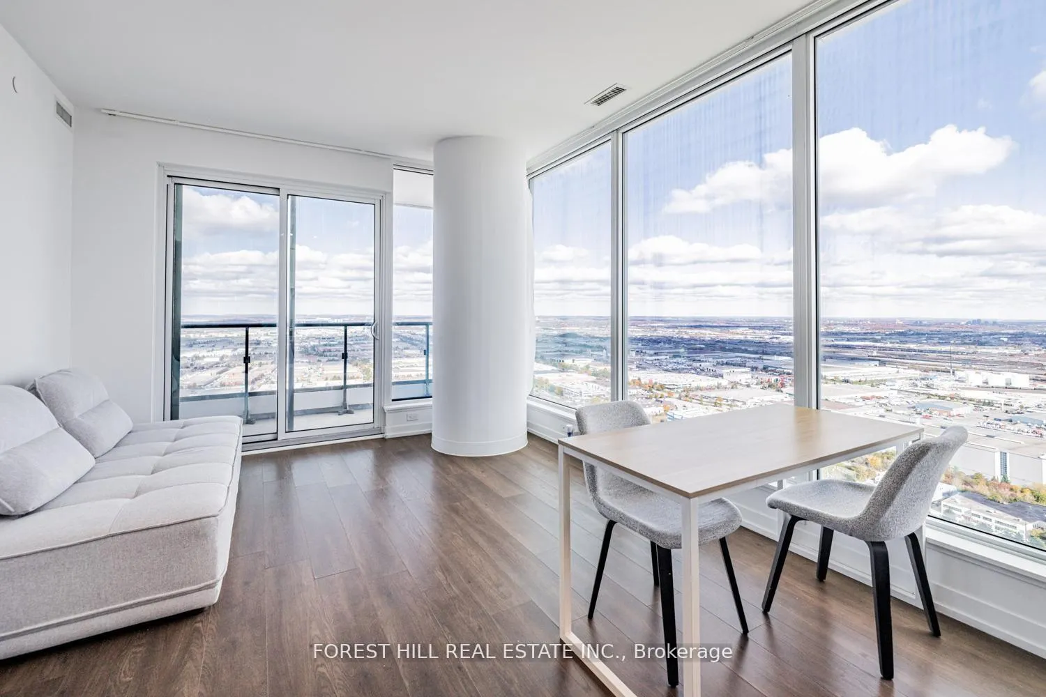 Photo 9 of Unit 4702, 898 Portage Parkway, Vaughan, Vaughan Corporate Centre — HOMEH