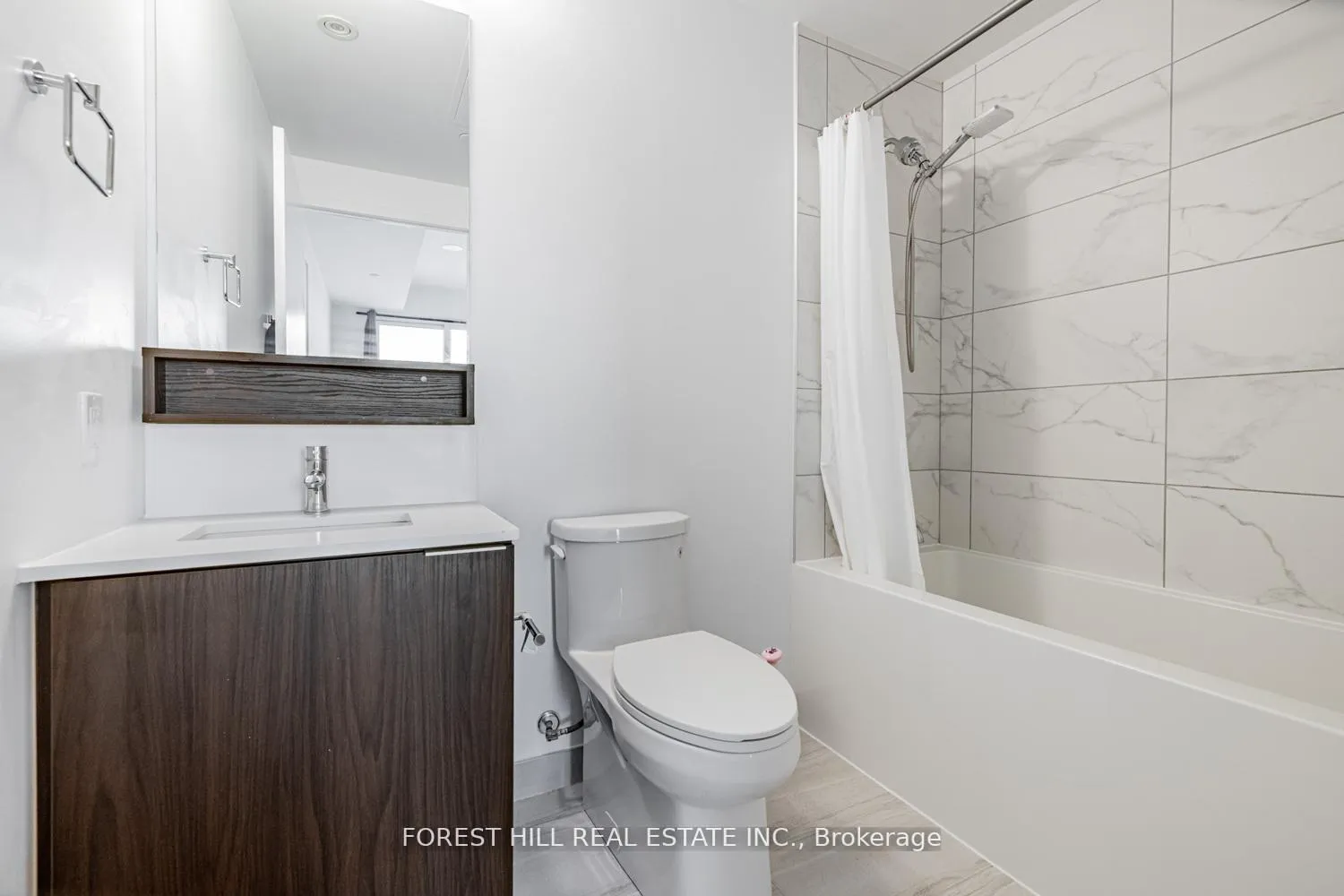 Photo 13 of Unit 4702, 898 Portage Parkway, Vaughan, Vaughan Corporate Centre — HOMEH