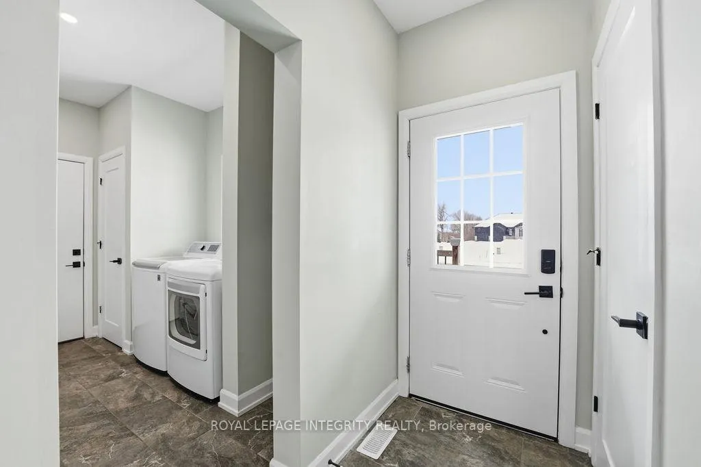 Photo 3 of 19 Tilly Lane, North Grenville, North Grenville Twp (Kemptville South) — HOMEH