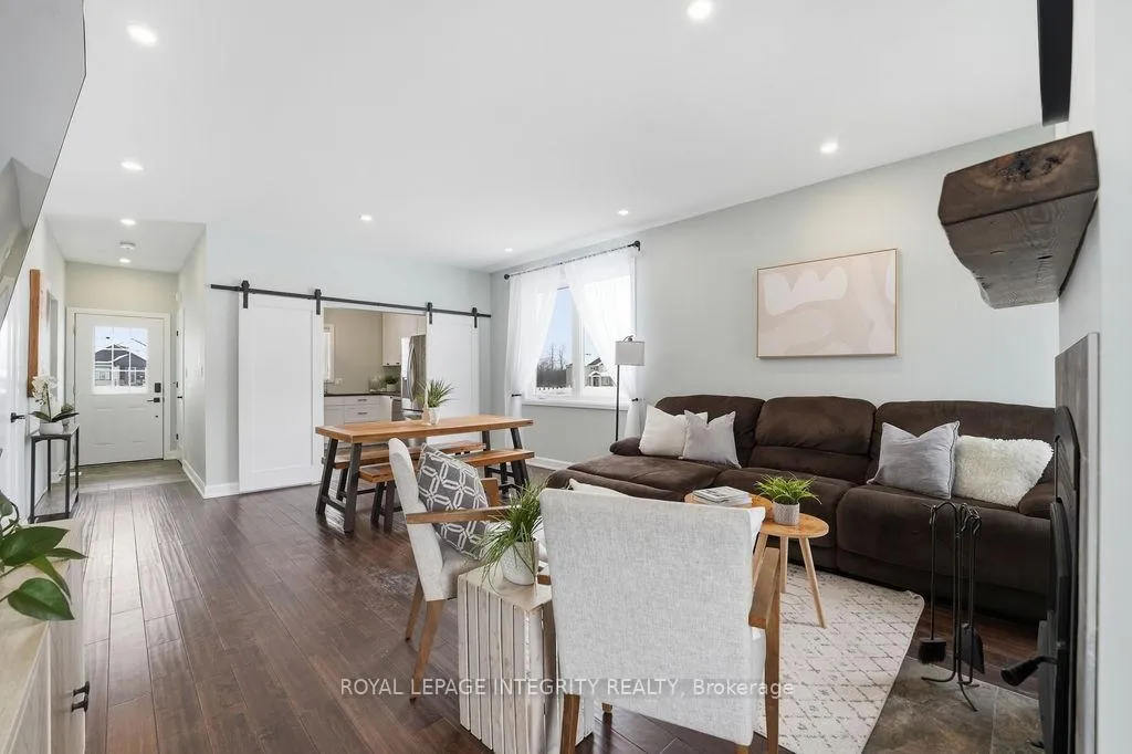 Photo 12 of 19 Tilly Lane, North Grenville, North Grenville Twp (Kemptville South) — HOMEH