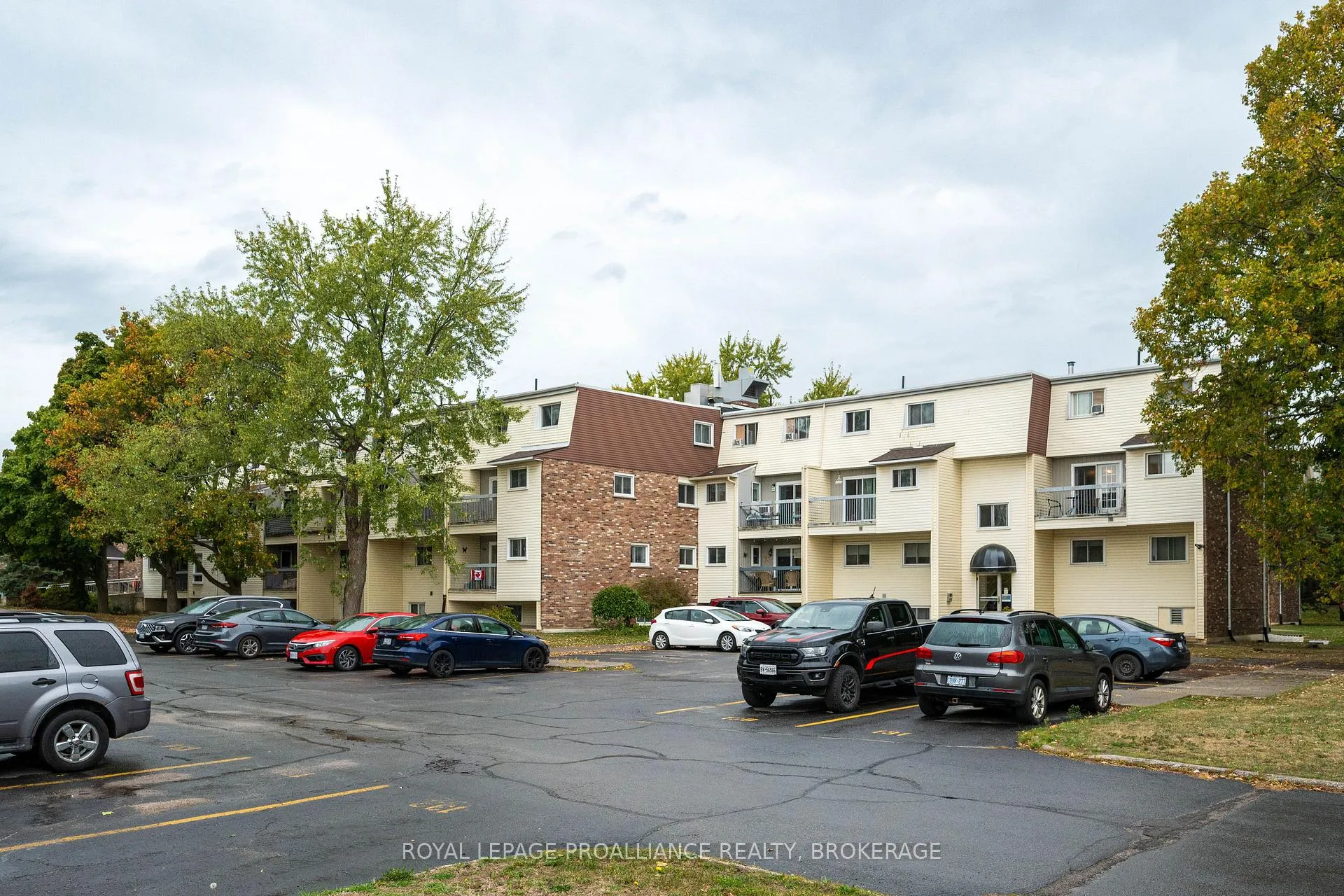 Photo 1 of Unit 101, 845 Milford Drive, Kingston, North of Taylor-Kidd Blvd — HOMEH