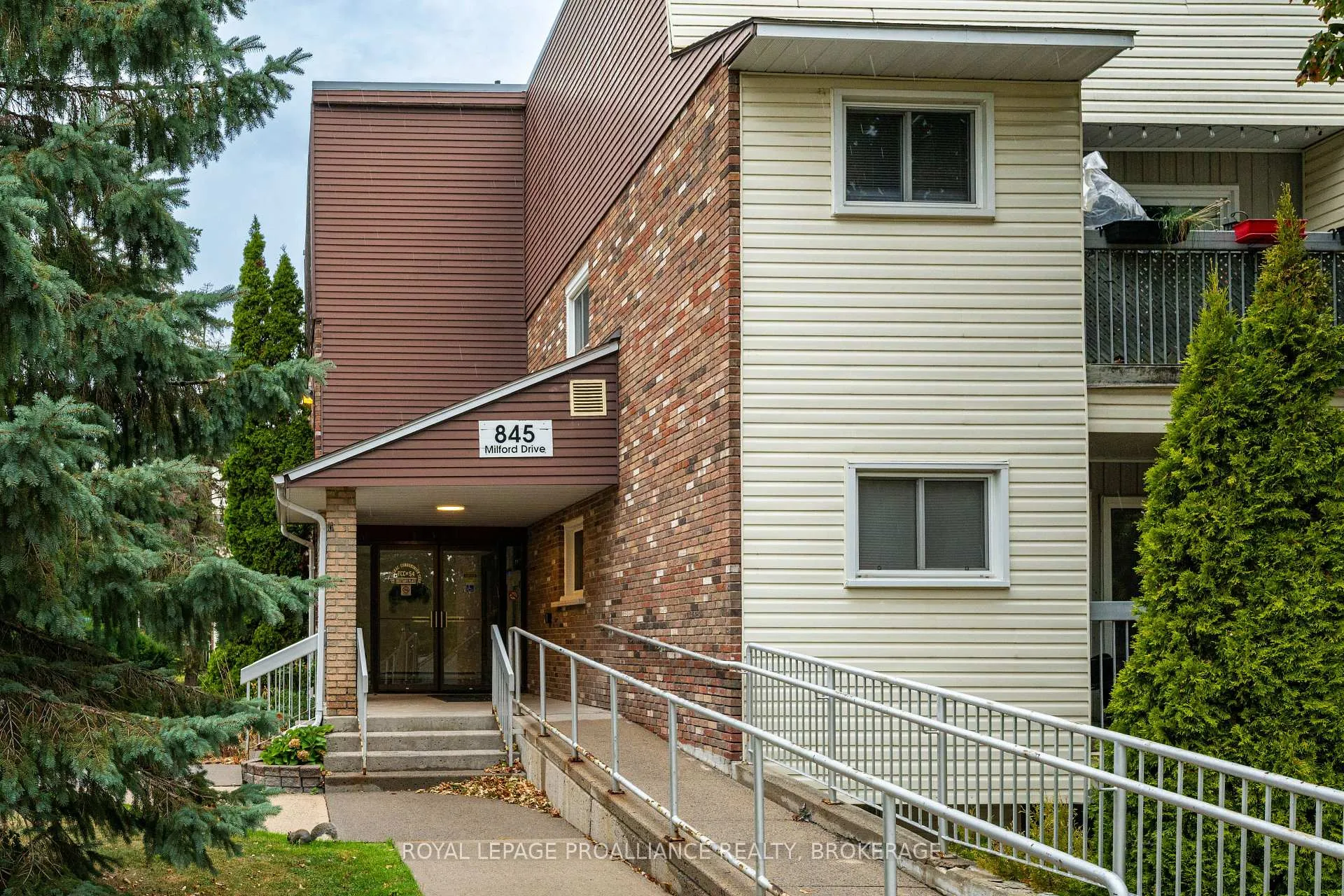 Photo 4 of Unit 101, 845 Milford Drive, Kingston, North of Taylor-Kidd Blvd — HOMEH