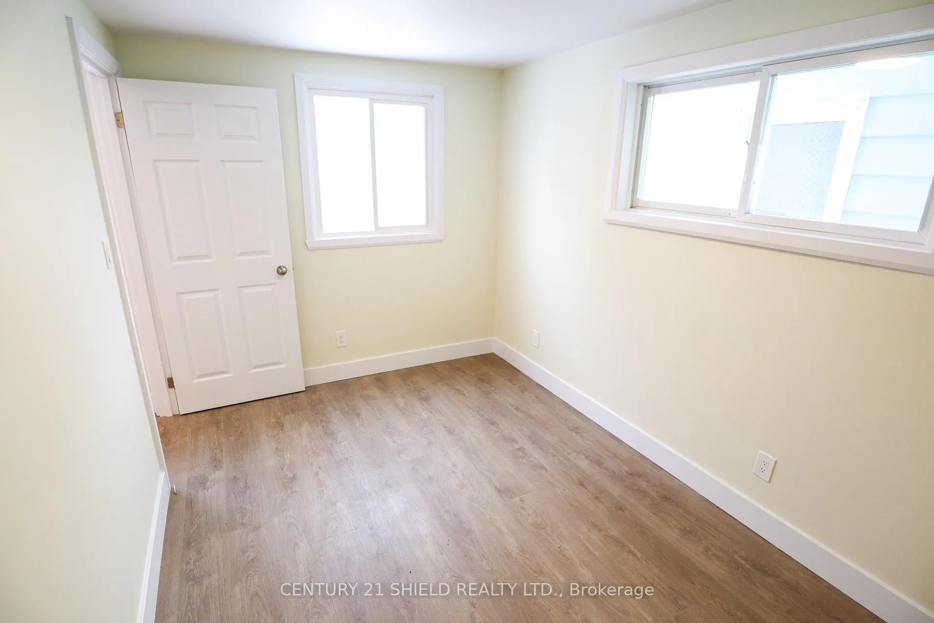Photo 17 of 143 Carleton Street, Cornwall — HOMEH