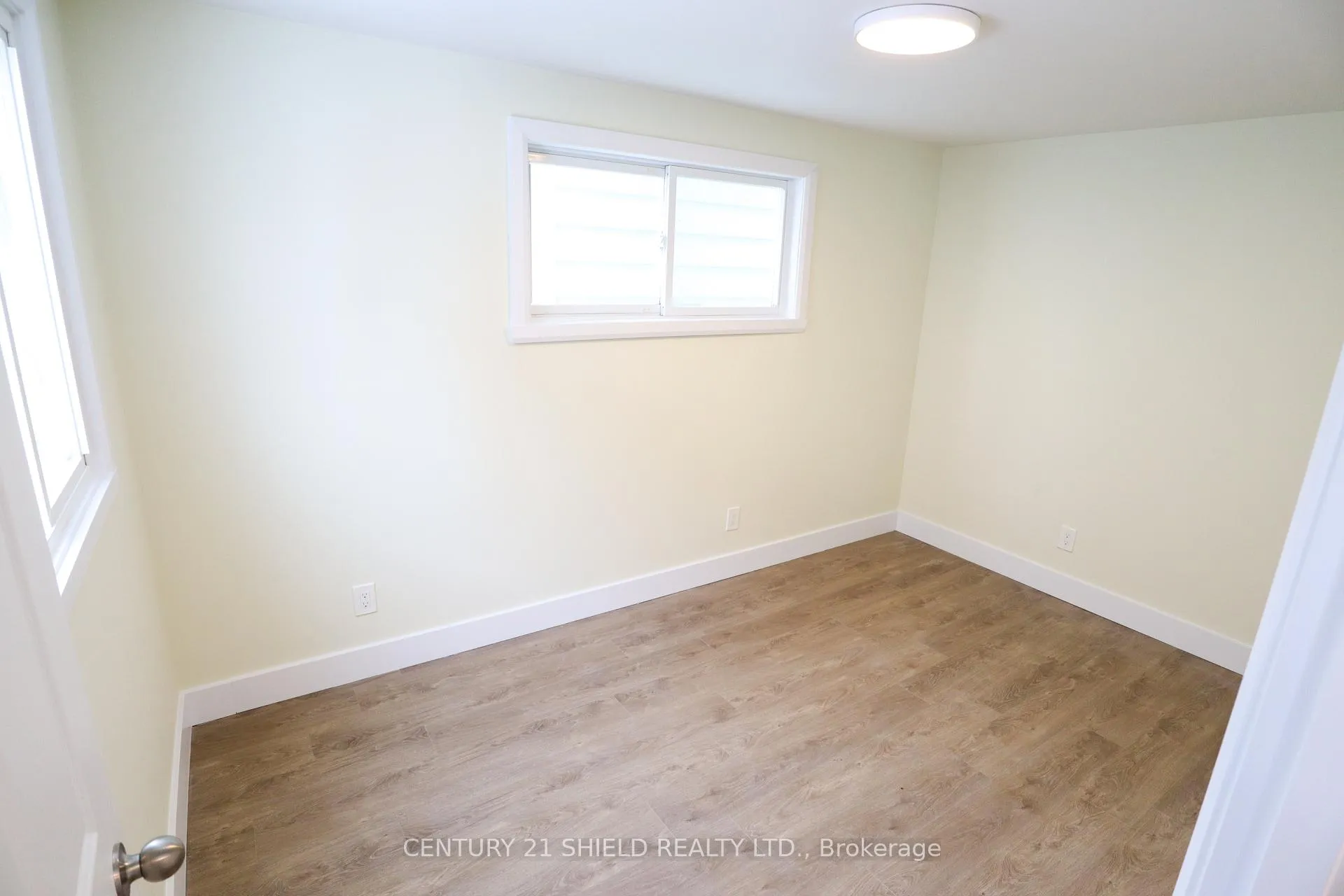 Photo 18 of 143 Carleton Street, Cornwall — HOMEH