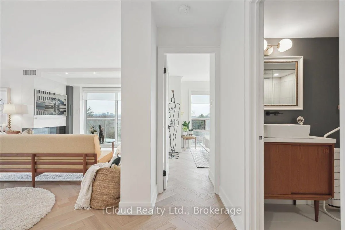 Photo 8 of Unit 805, 2210 Lakeshore Road, Burlington, Brant — HOMEH