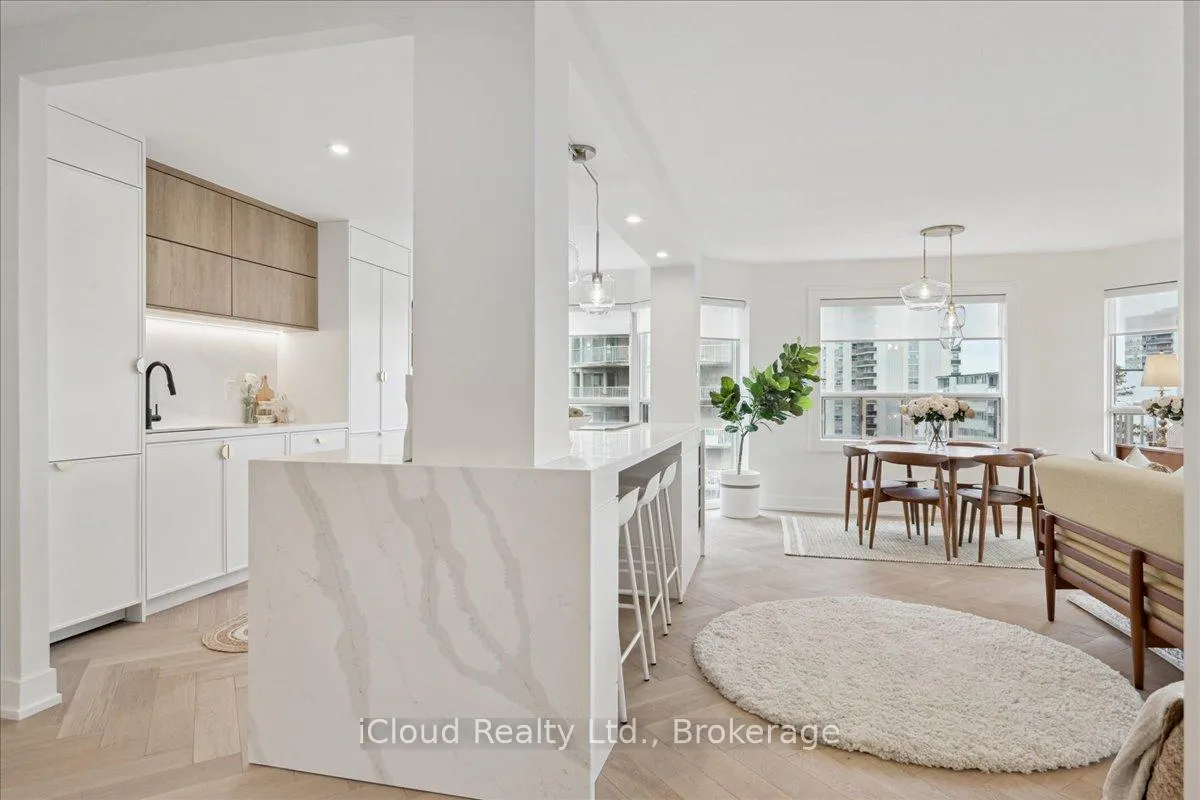 Photo 13 of Unit 805, 2210 Lakeshore Road, Burlington, Brant — HOMEH