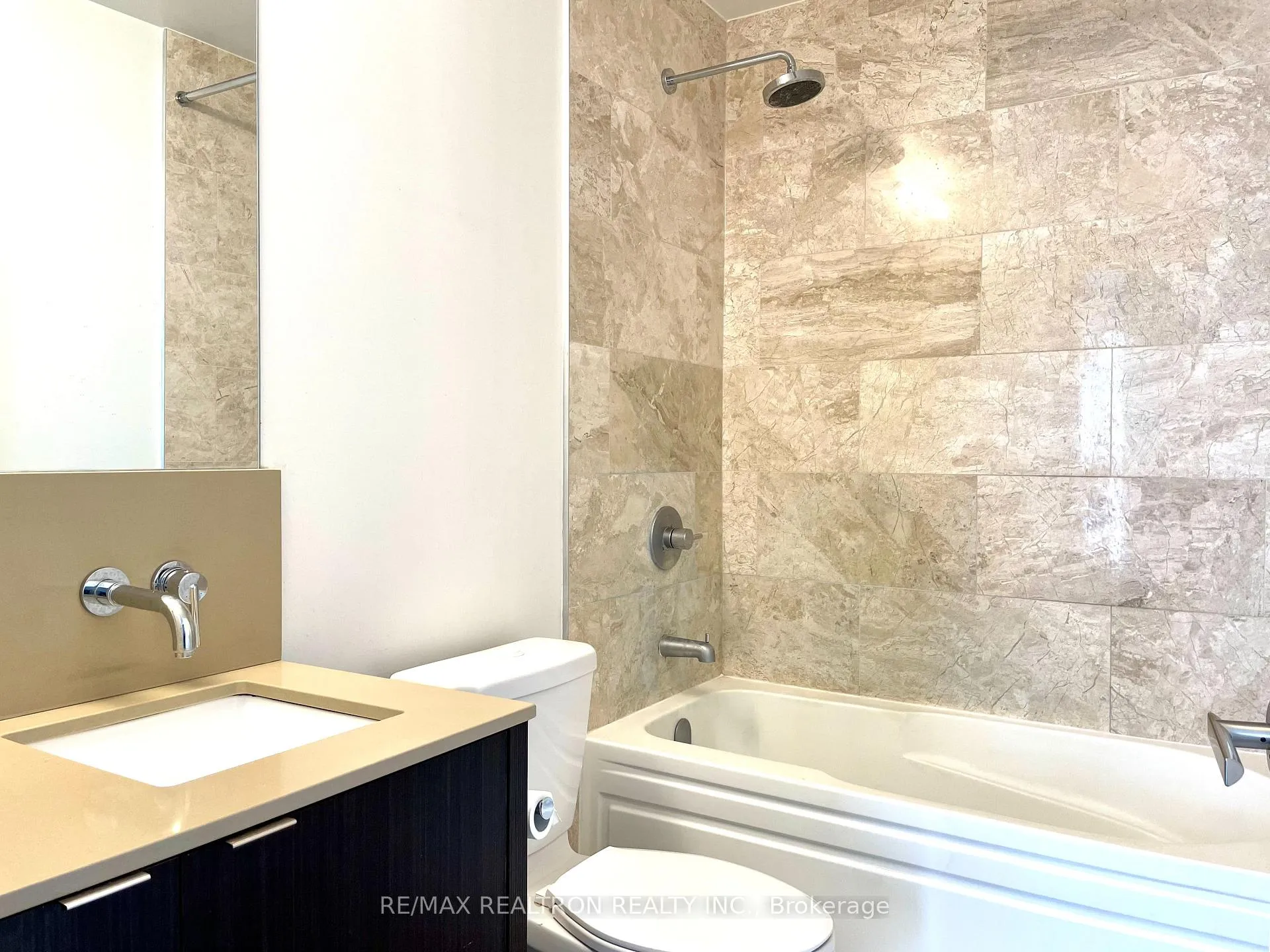 Photo 6 of Unit 6602, 88 Harbour Street, Toronto, Waterfront Communities — HOMEH