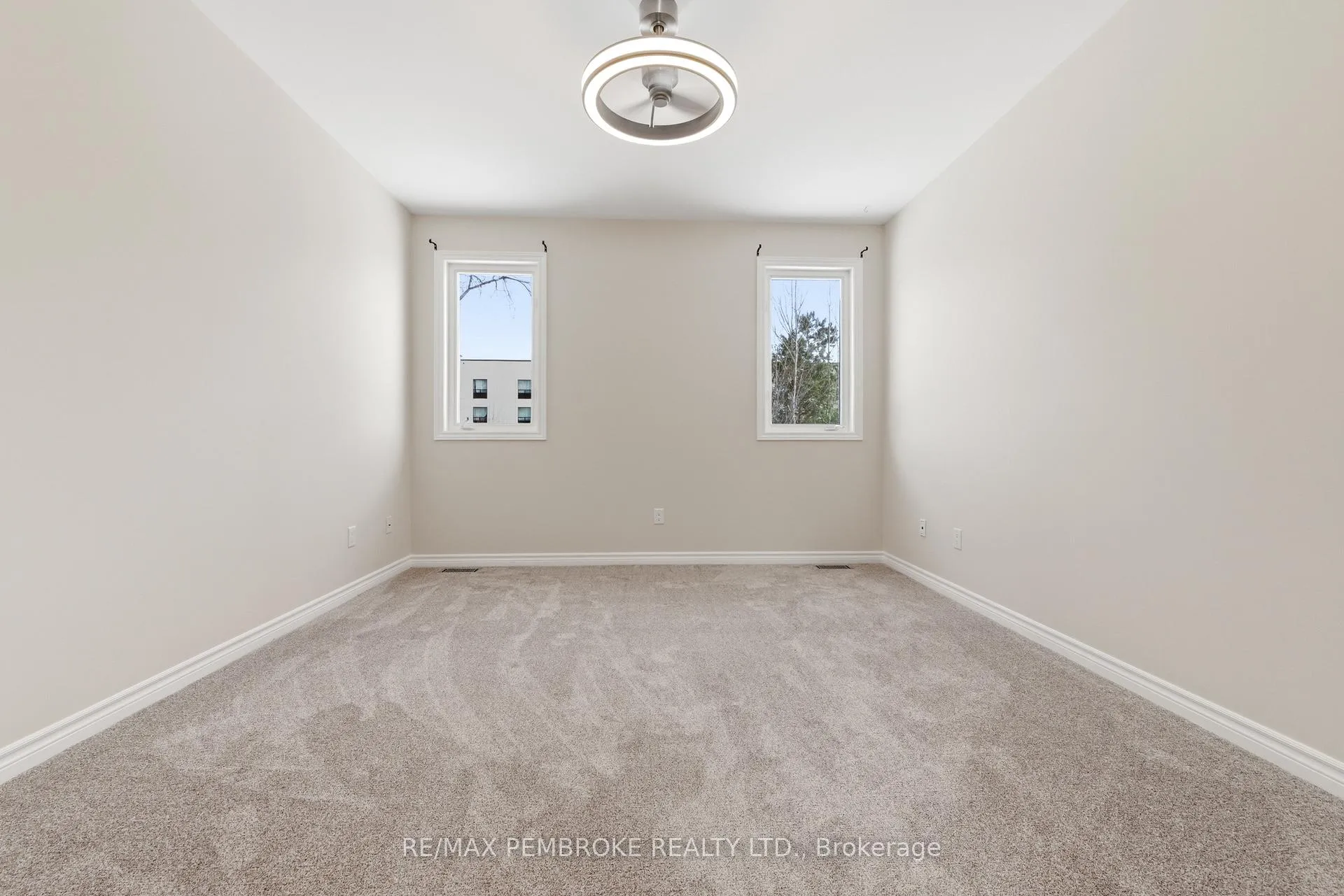Photo 18 of 1005 Butler Boulevard, Petawawa — HOMEH
