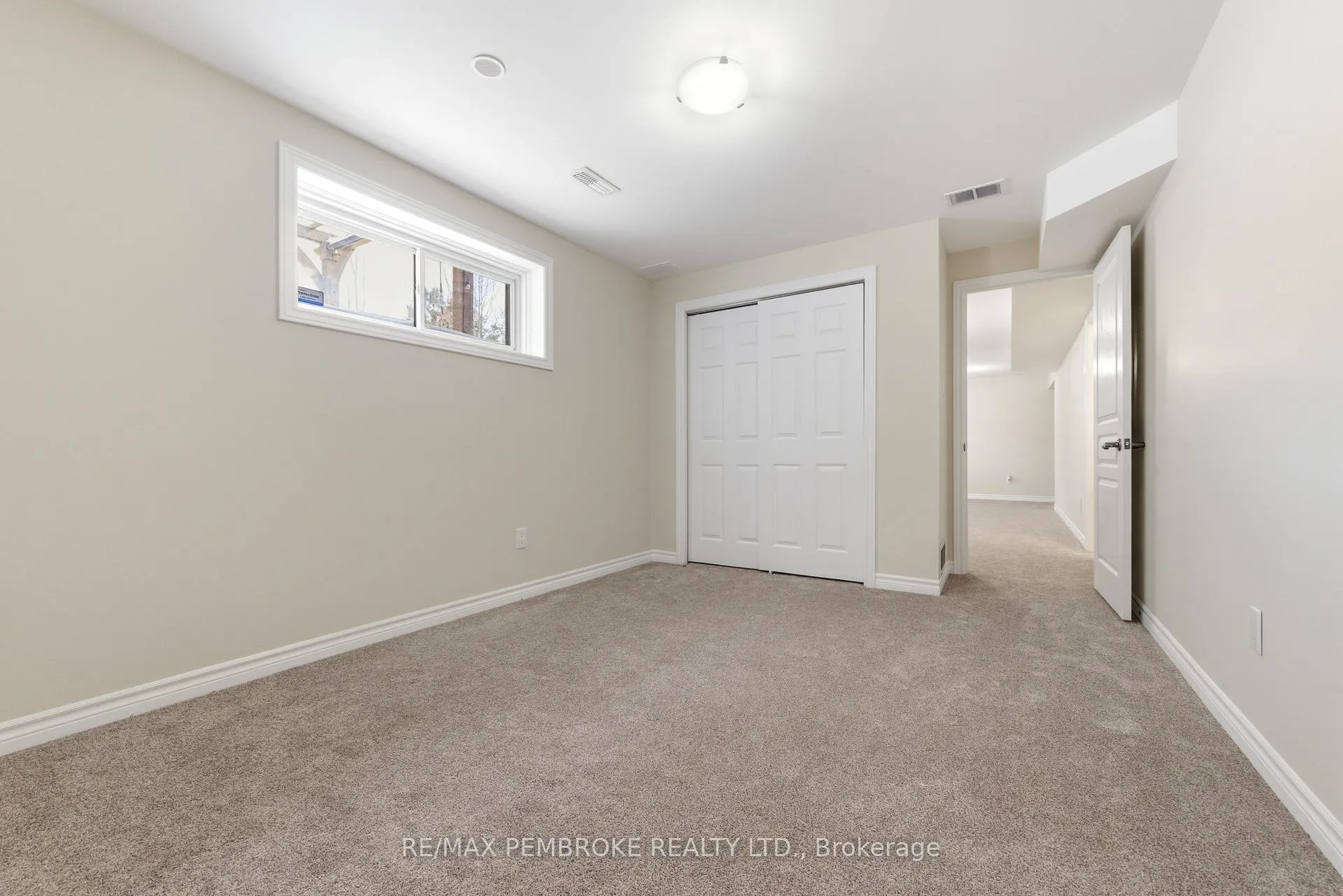 Photo 28 of 1005 Butler Boulevard, Petawawa — HOMEH