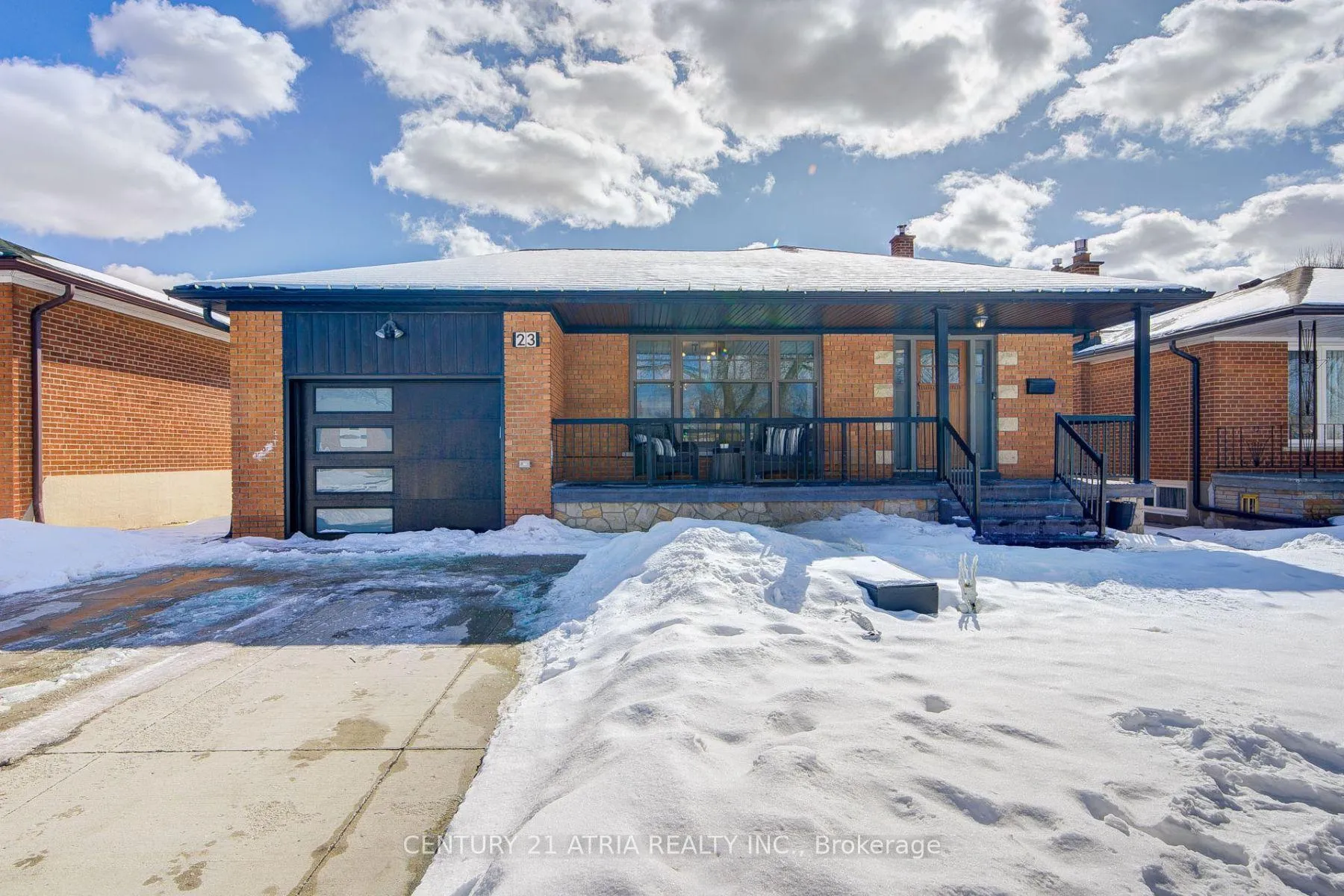 Photo 1 of 23 Ladbrooke Road, Etobicoke, Willowridge-Martingrove-Richview — HOMEH