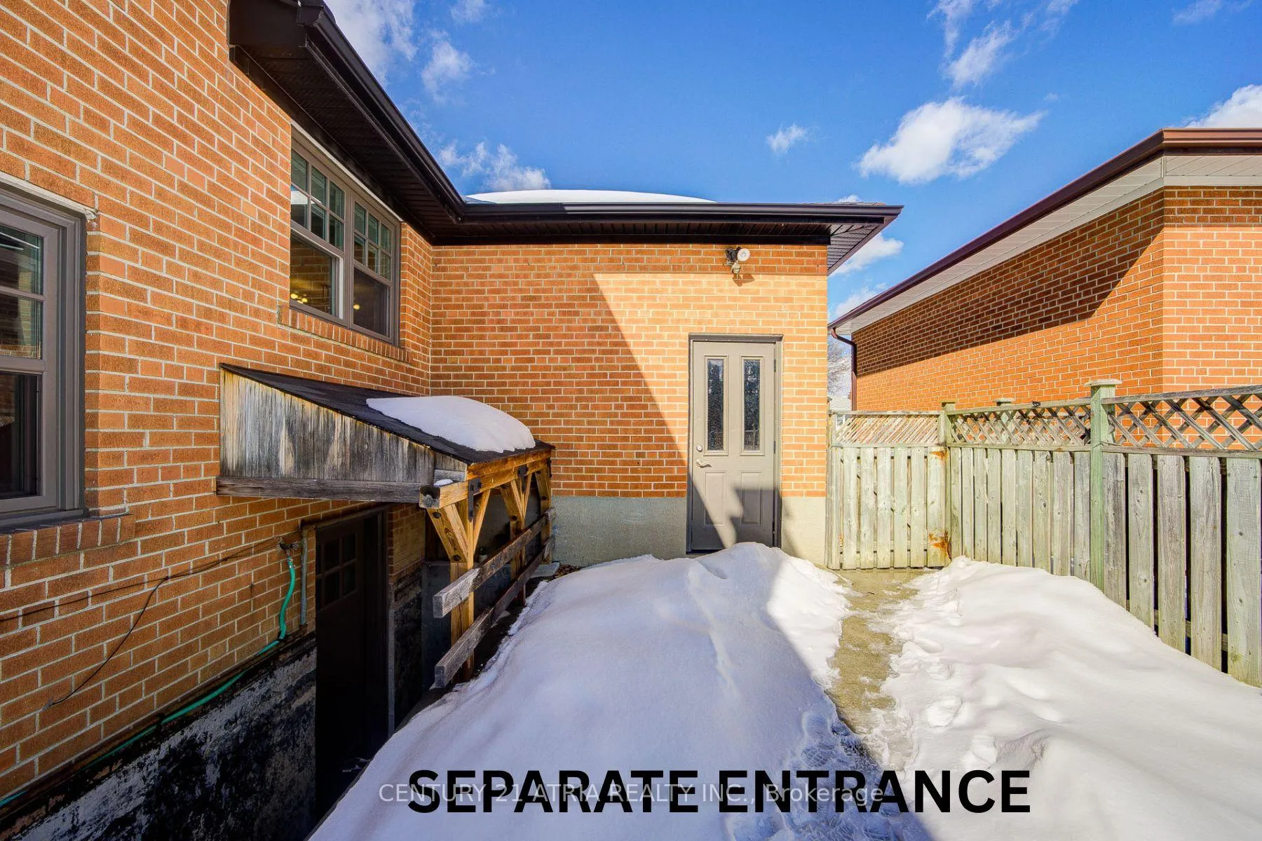 Photo 42 of 23 Ladbrooke Road, Etobicoke, Willowridge-Martingrove-Richview — HOMEH
