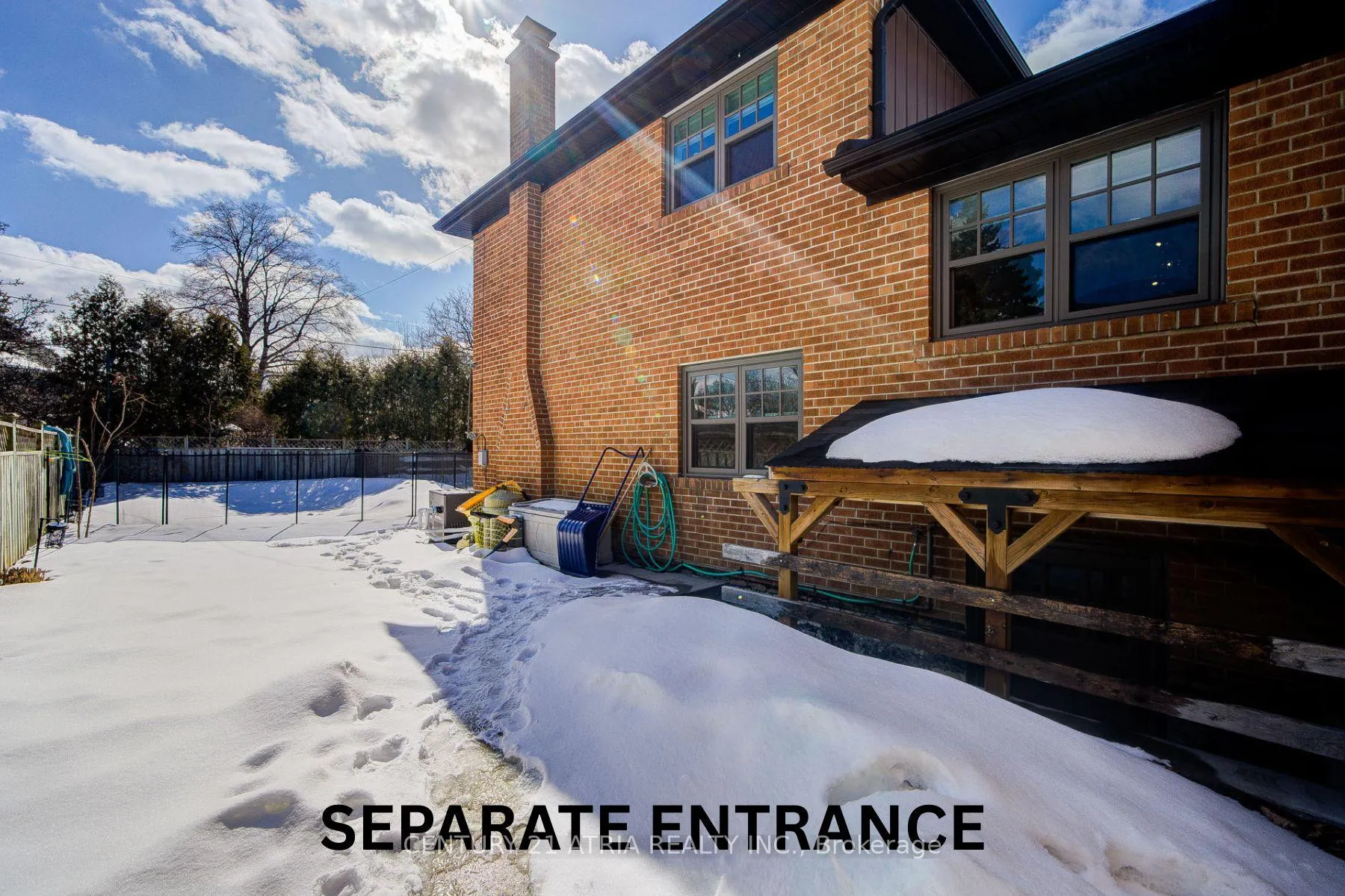 Photo 43 of 23 Ladbrooke Road, Etobicoke, Willowridge-Martingrove-Richview — HOMEH