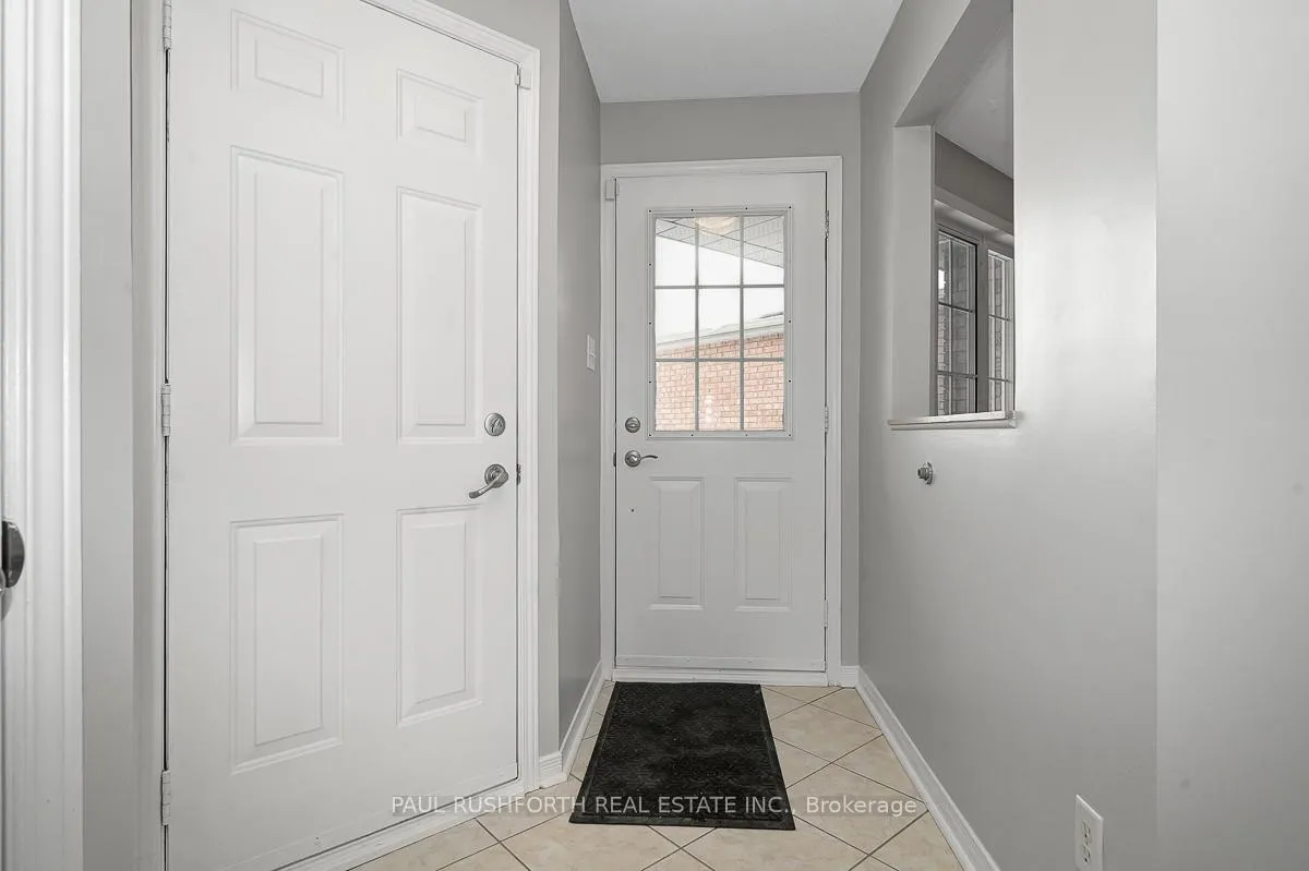Photo 2 of 1091 Ballantyne Drive, Ottawa, Fallingbrook/Gardenway South — HOMEH